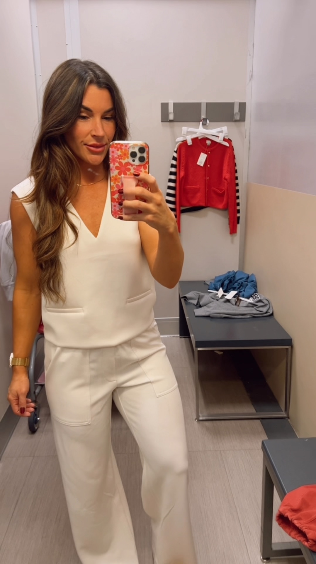 The SOFTEST set from Target, I wish you could feel it through the phone!! & the best part is, there are so many different ways to match it. Business casual with this top and pants or even a pencil skirt, or lounge wear with a sweatshirt that pairs with these pants!  Oh & my favorite press on nails I have found to date for only $8.99!


#LTKFindsUnder50 #LTKStyleTip #LTKWorkwear
