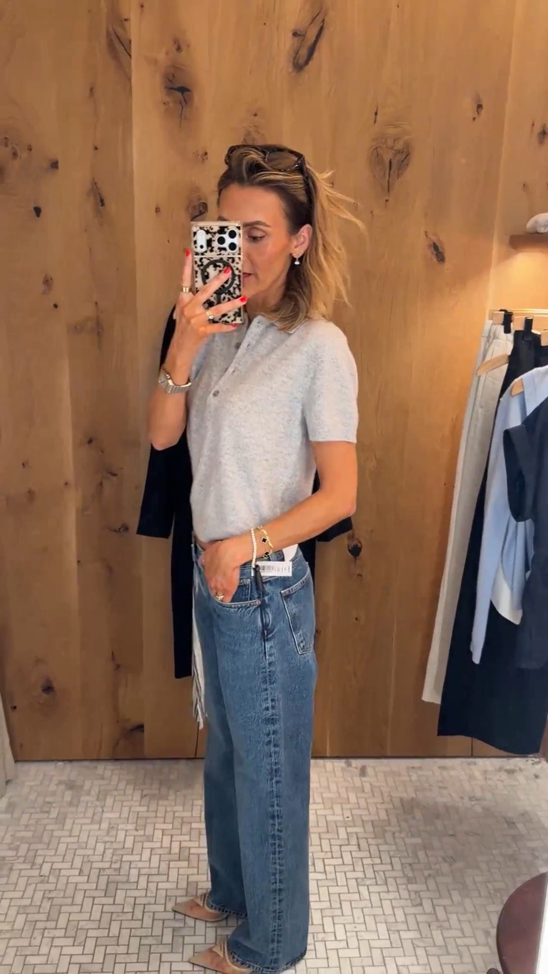  These are the kind of mid-rise jeans I can get on board with! Such a polished, chic look. I love this cashmere polo. It also comes in a gorgeous light blue!

 

#LTKgrwm #LTKOver40 #LTKSeasonal