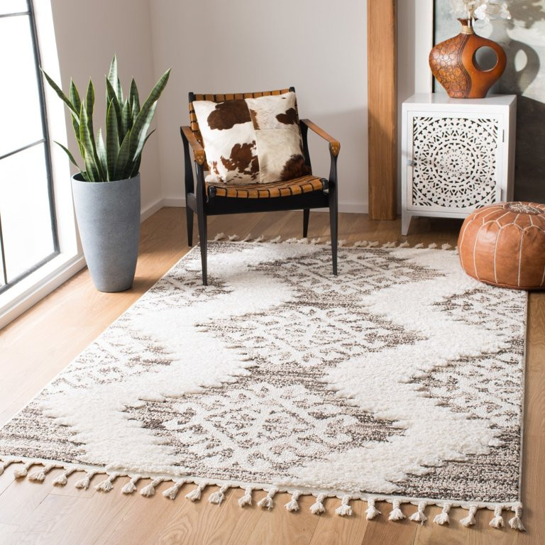 SAFAVIEH Moroccan Tassel Shag Desmond Southwestern Area Rug, Ivory/Brown, 5'3" x 7'6" | Walmart (US)