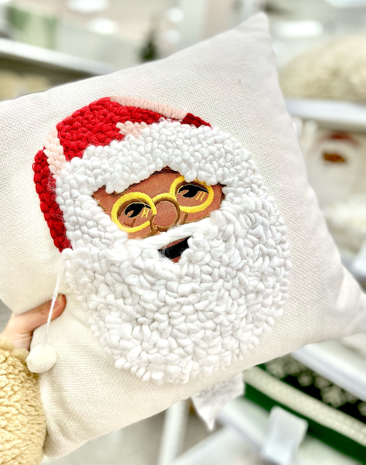 Target Santa throw pillow!🎅🏽🛋️

#LTKhome #LTKHoliday #LTKfindsunder50
