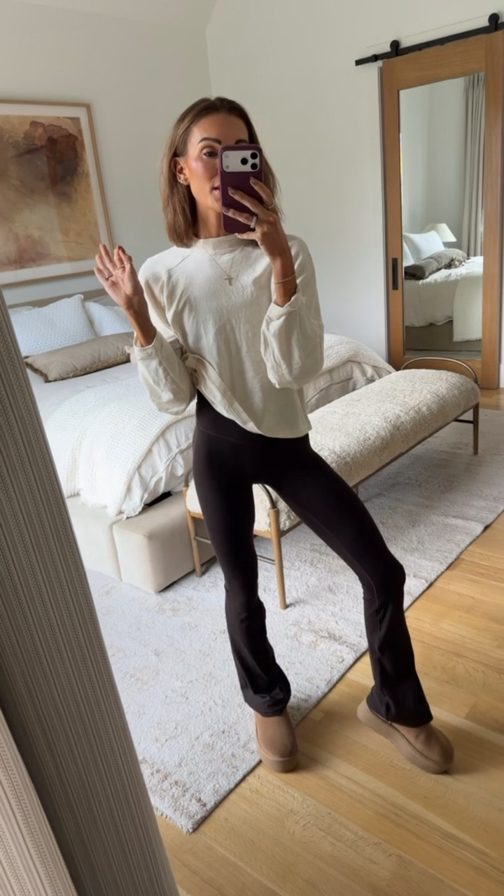 the best buttery soft flare leggings 🤎 over 50% off rn!! 

#LTKCyberWeek