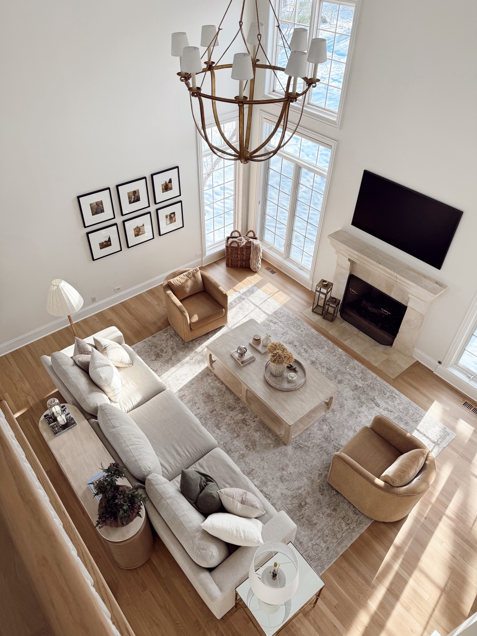 Living Room View


home decor, interiors, styling, for the home, my home sweet home, neutral home, classic home, traditional home, timeless decor, entryway, foyer, dining room, formal dining room, dining table, kitchen table, kitchen ideas, spaces, cozy home, cozy corner, home tour, reels, trending, inspiration , 90’s home, home renovation, home remodel, Nancy meyers aesthetic, modern classic, living room, great room, living area 

#LTKHome #LTKFindsUnder50 #LTKFindsUnder100