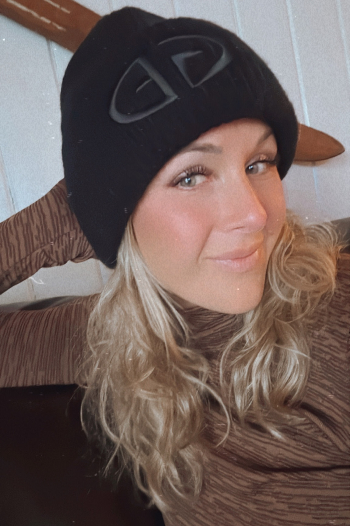 Ski Apres! Comfiest warmest beanie ever. 

#LTKbeauty #LTKtravel #LTKstyletip