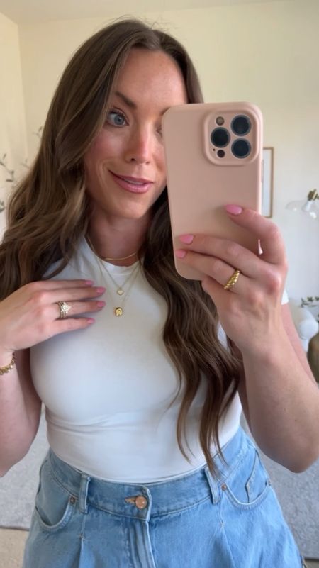 Ana Luisa’s Mother’s Day sale is one not to miss! Treat your Mom (or yourself!) with the most beautiful, everyday jewelry! Now up to 25% off for a limited time! Free shipping within US, 2-year warranty✨

Here’s everything I have 💗
Rope Slim Ring
Laure Mother of Pearl Heart Necklace
Flat Chain Necklace:
Toda Double Hoop earrings
Rox Small Hoops
Guilia Bold Hoop Huggies
Pebble Mini Necklace
Ora Watch Strap Bracelet 
Venus Hoop Earrings


#LTKfindsunder100 #LTKSeasonal