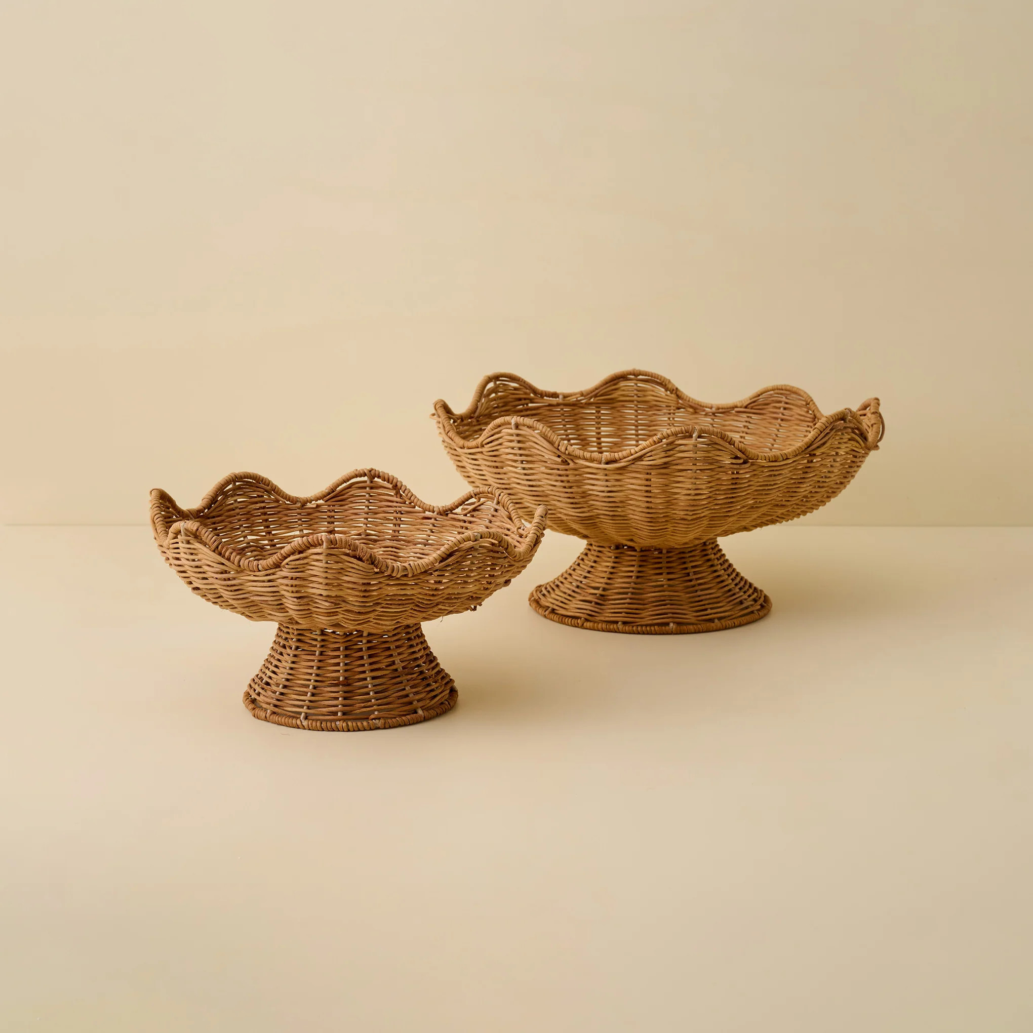 Rattan Scallop Bowl | Magnolia