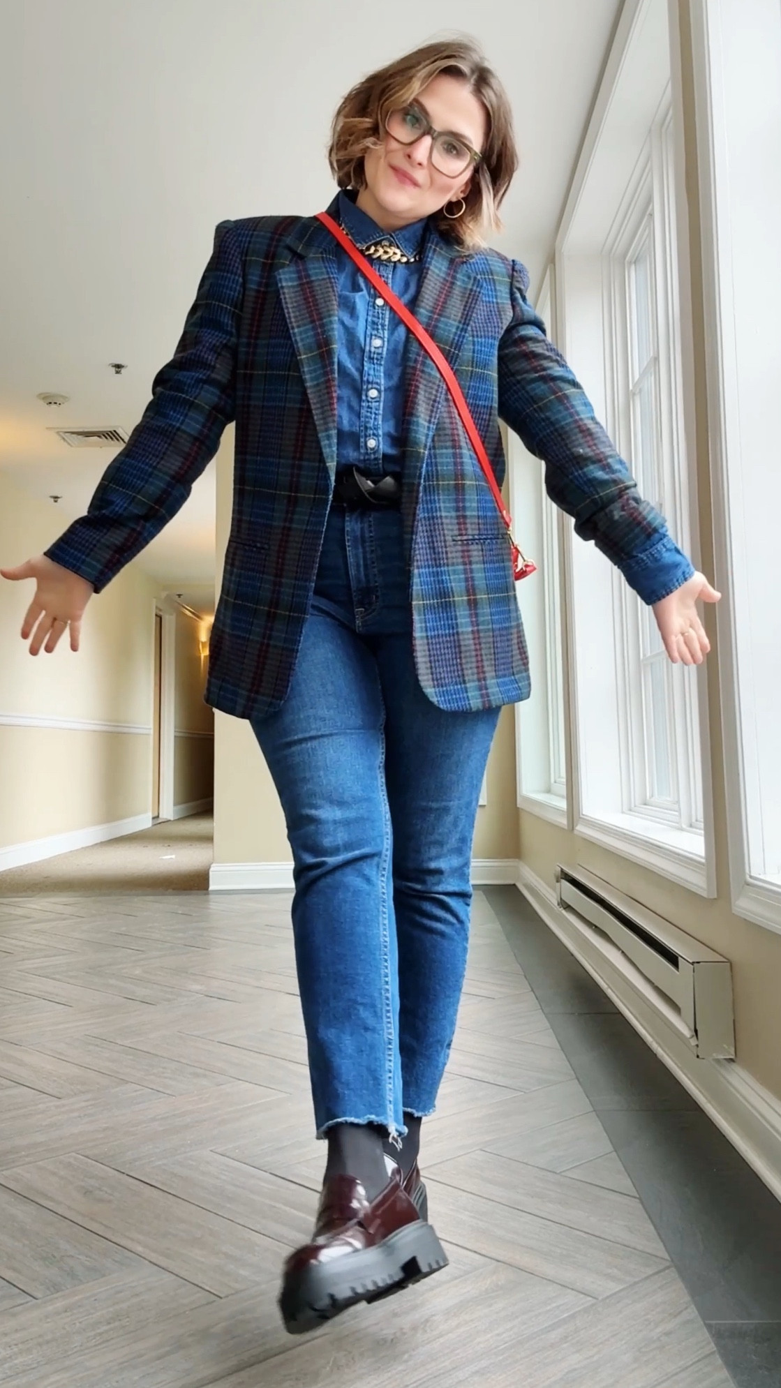 My dedication to the Canadian tuxedo is only matched by my love for Mindy Kailing. 👖 

For sizing reference, I’m 5’2, 145 lbs. 
-blazer - size 6 - (runs a titch big - 90s vintage from #poshmark!)
-Platform Loafers: Thursday Boot Company (They aren’t on LTK 😭)

#LTKWorkwear #LTKFindsUnder100 #LTKMidsize