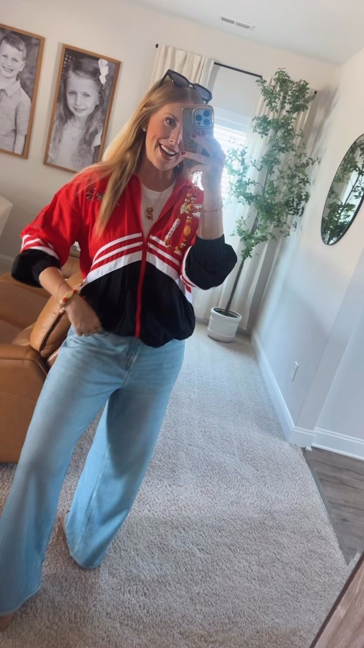 Kansas City chiefs gameday ootd! Wear by EA jacket, sweatpant jeans and bauble bar accessories!

#LTKootd