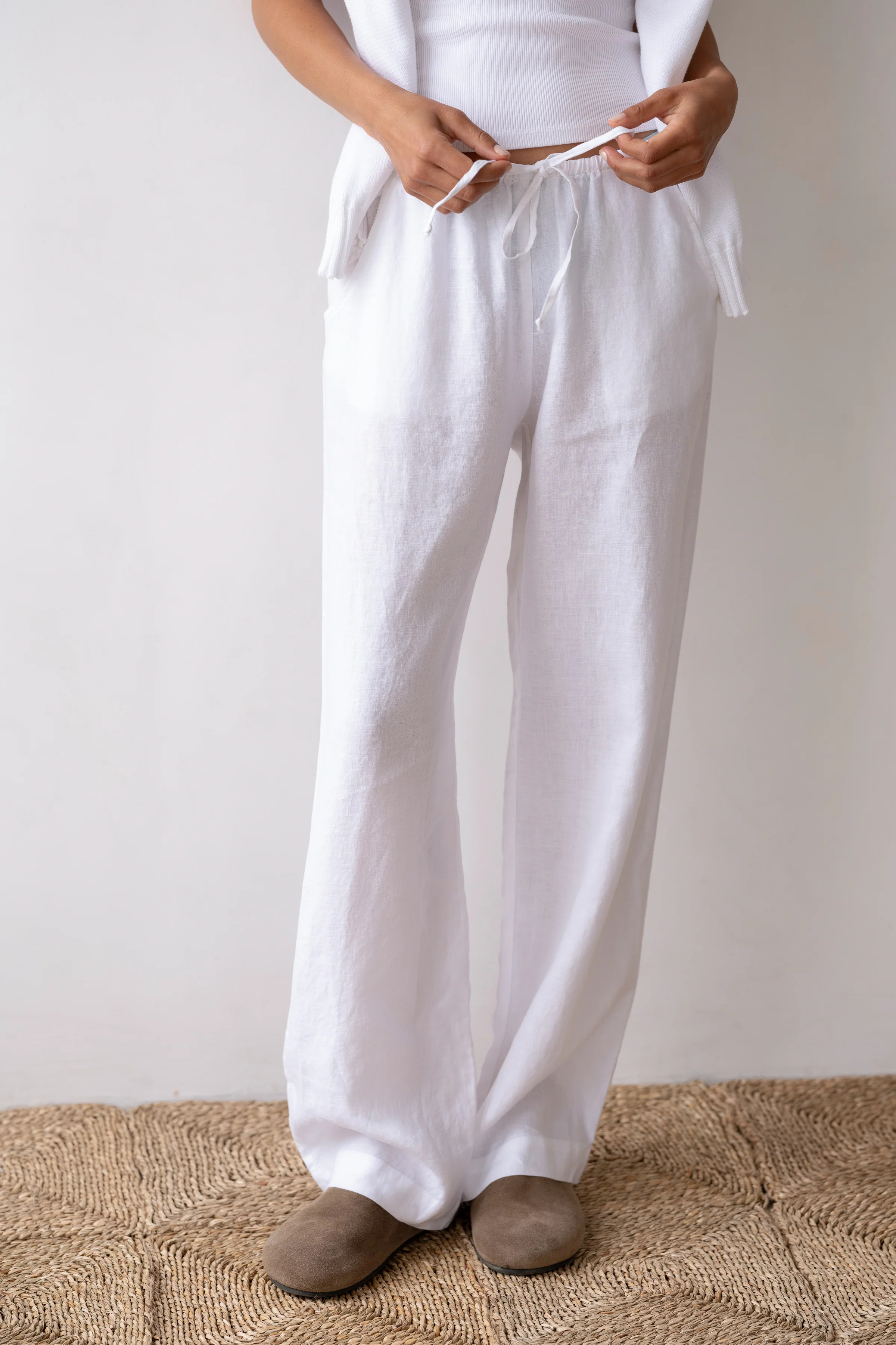 The Linen Drawstring Pant | DONNI.