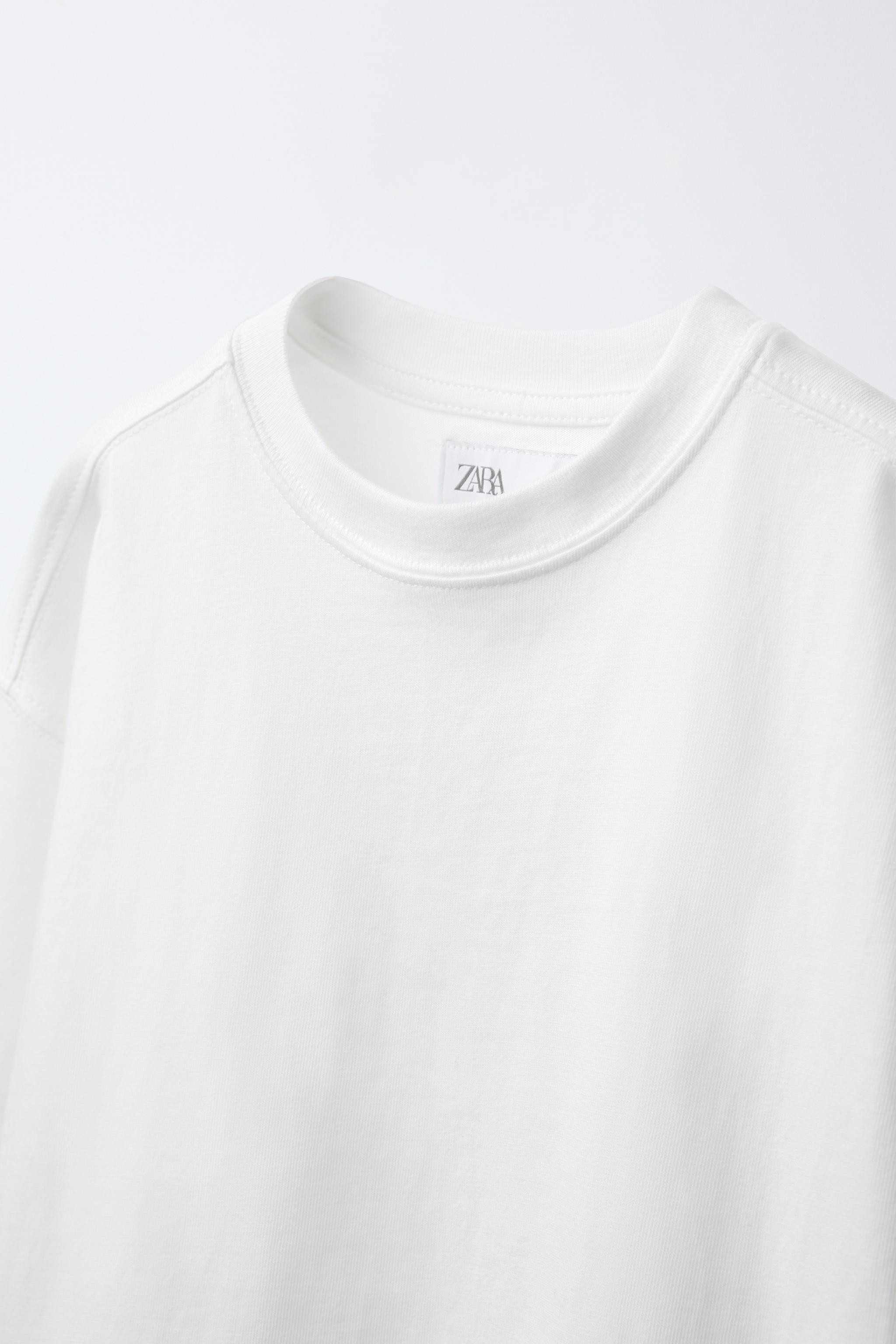 Round neck short sleeve T-shirt. | Zara US