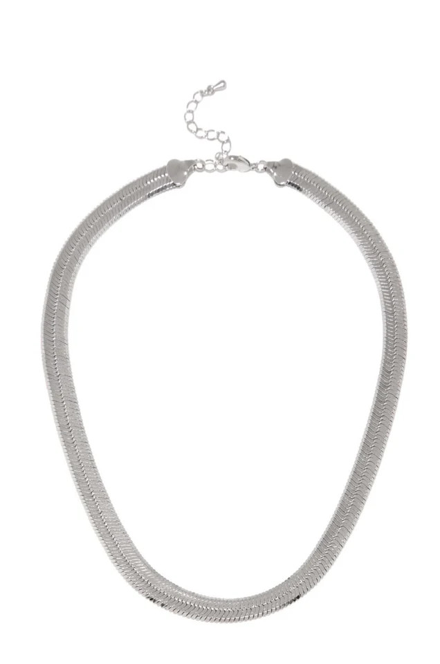 Miss Lola | Gold Snake Chain Necklace | MISS LOLA