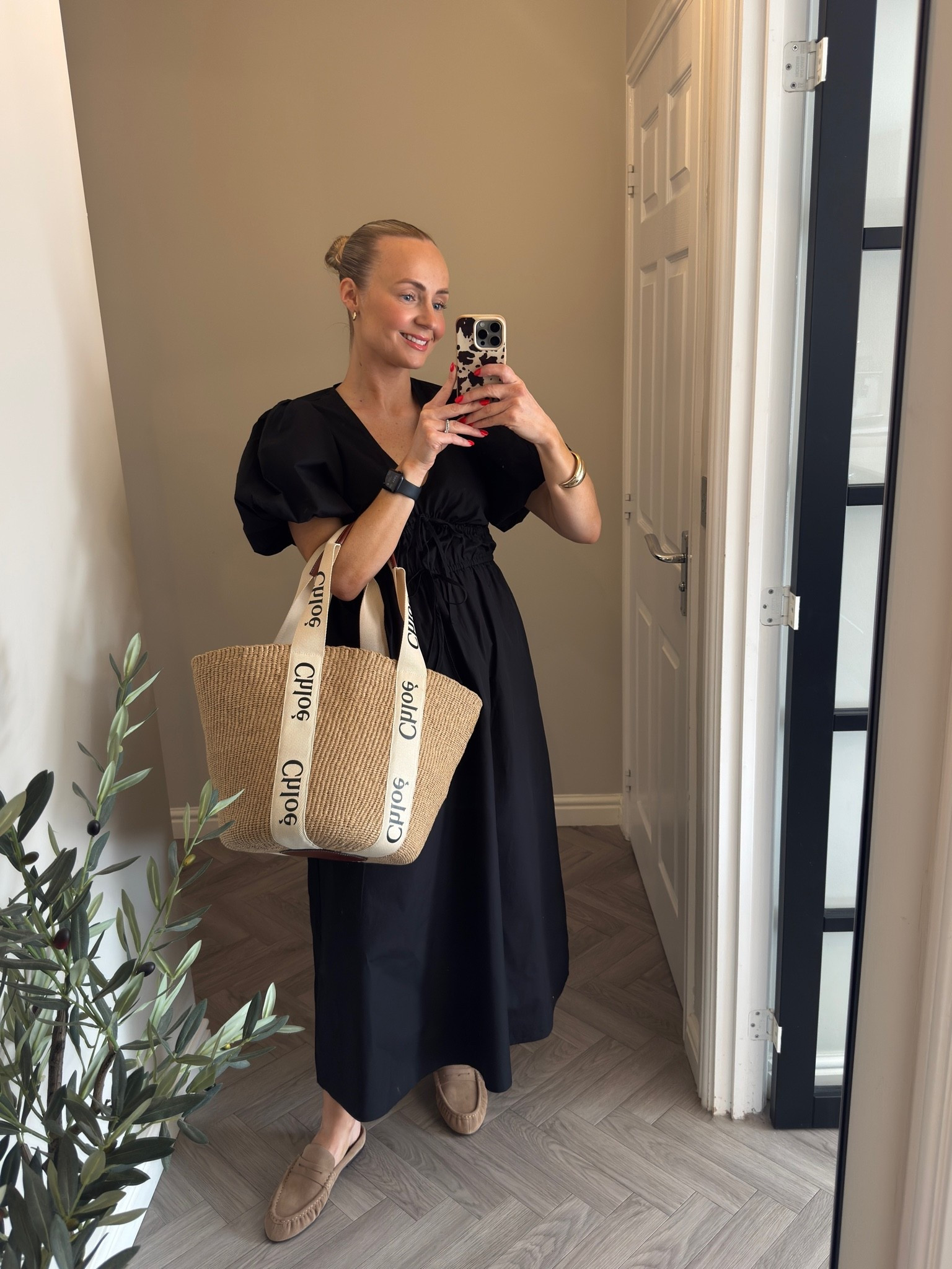 This dress will definitely sell out! 🖤

#LTKuk #LTKsummer #LTKspring