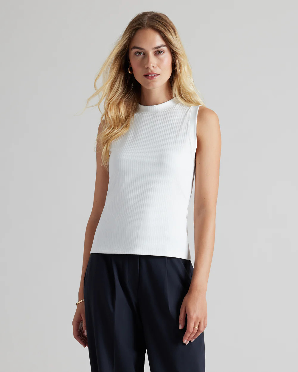 Modern Rib Tank | Rhone