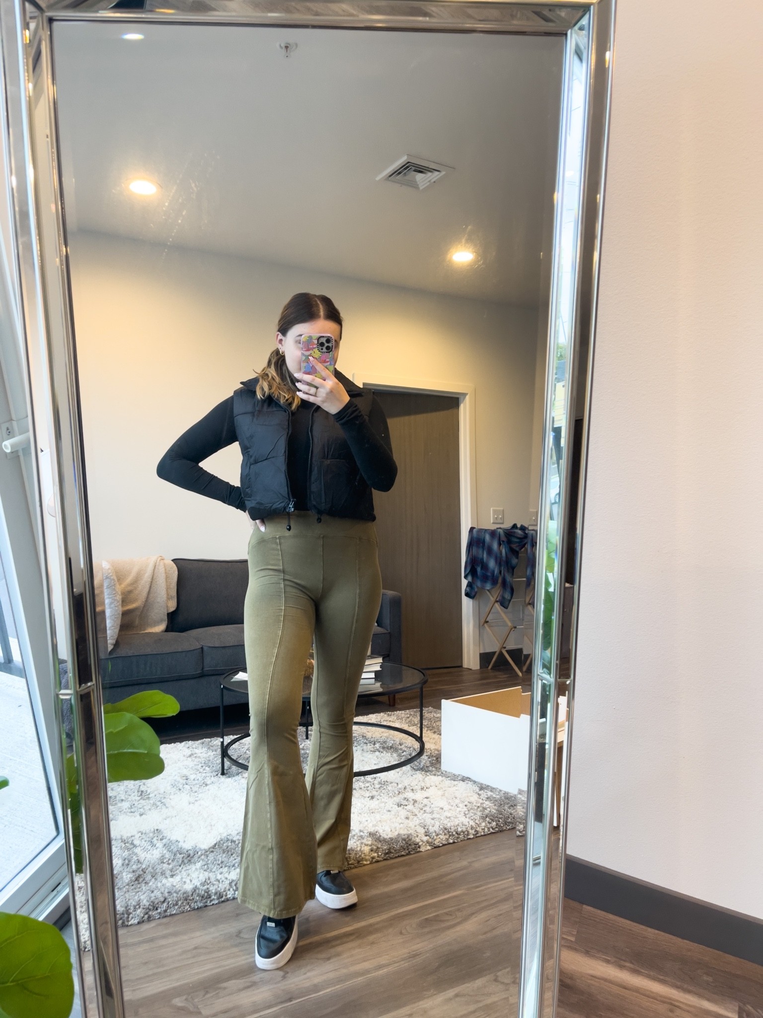 Flare pant outfit idea for fall! Perfect for a rainy day or errands

I’m wearing a M bodysuit, size L pants and vest with a size 9 sneaker 

#LTKSeasonal #LTKunder100 #LTKstyletip