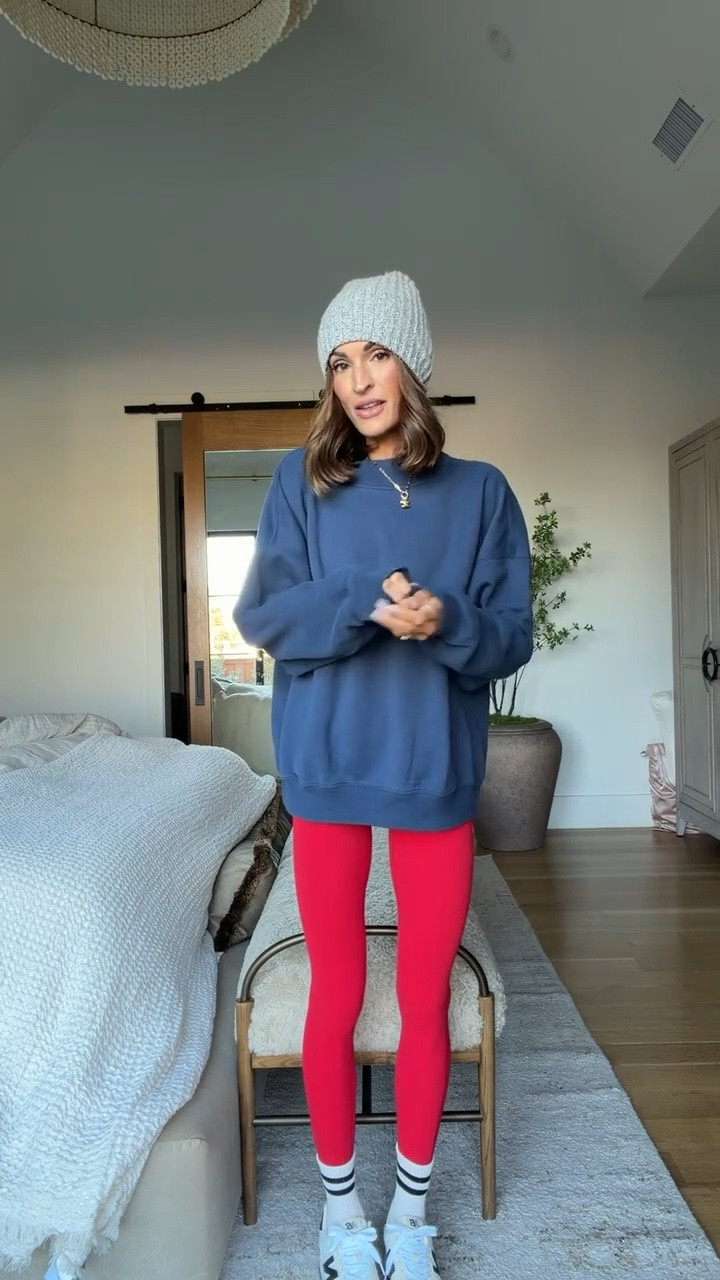 one of the best mockneck sweatshirts and some of my favorite abercrombie leggings 🫶🏼

#LTKootd