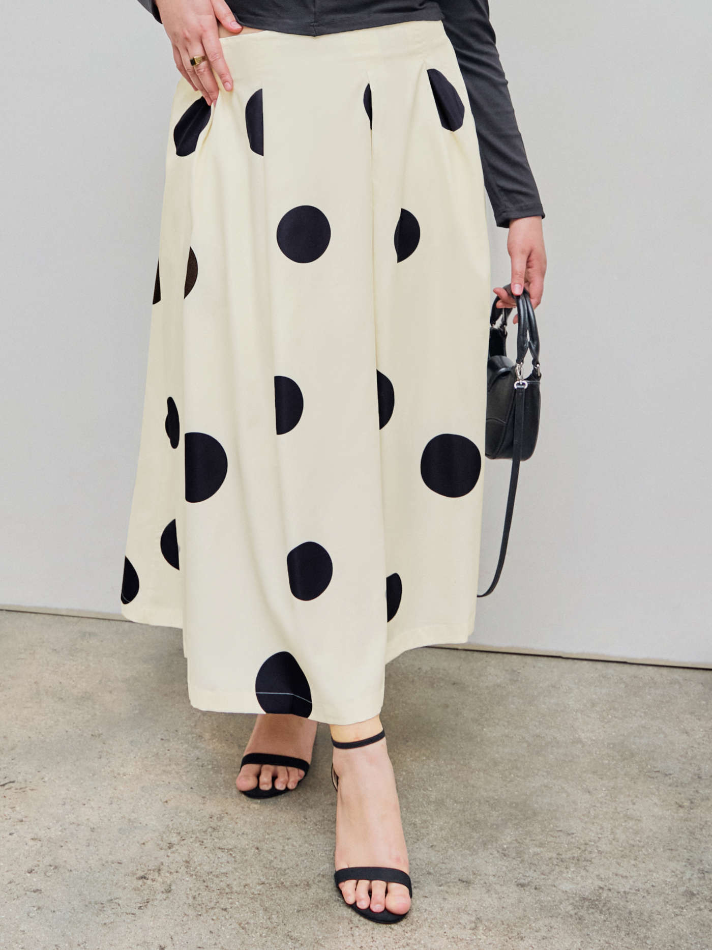 Woven Mid Waist Polka Dot Pleated Maxi Skirt Curve & Plus For Date Exhibition | Cider