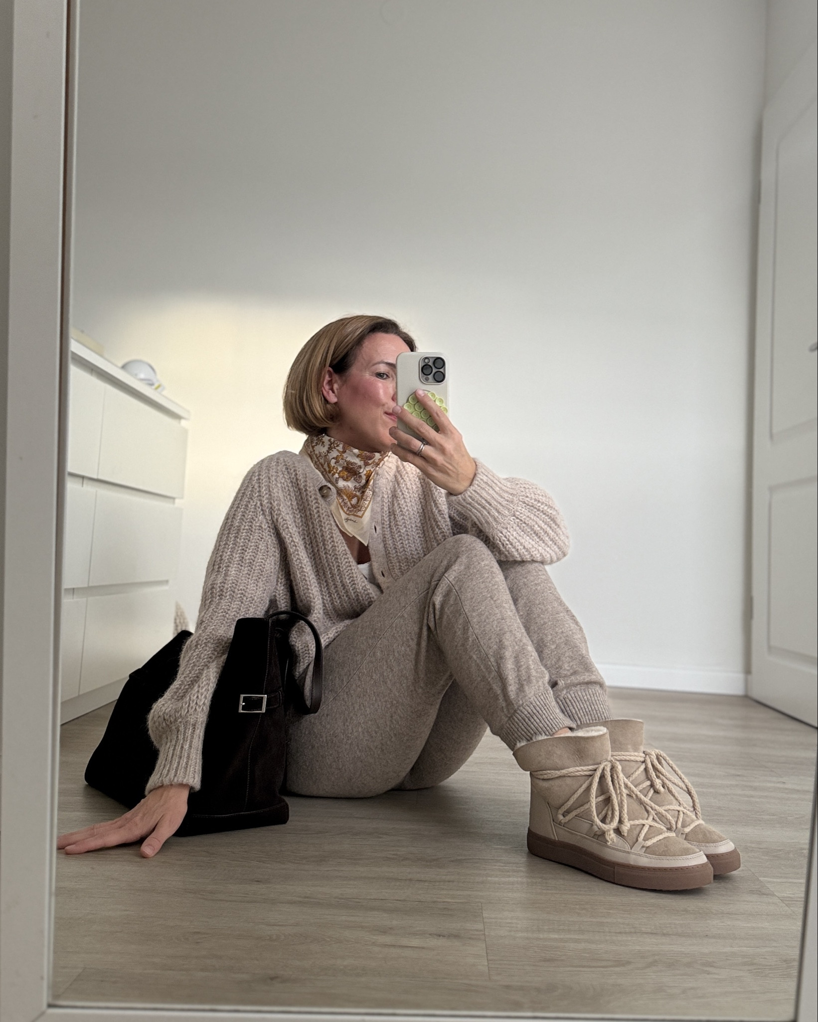 Cashmere Strick Outfit

#LTKsale #LTKwinter #LTKstyletip