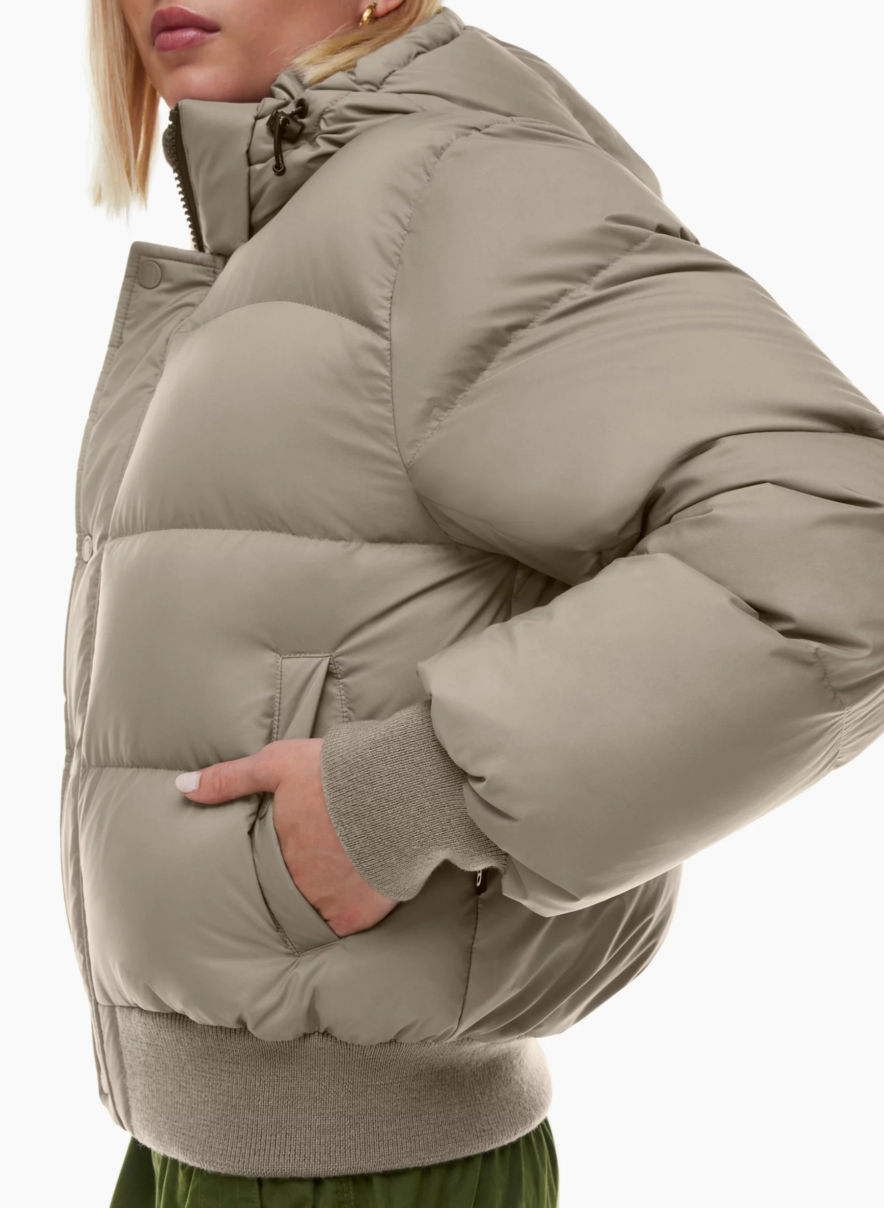 THE SUPER PUFF™ BOMBER | Aritzia