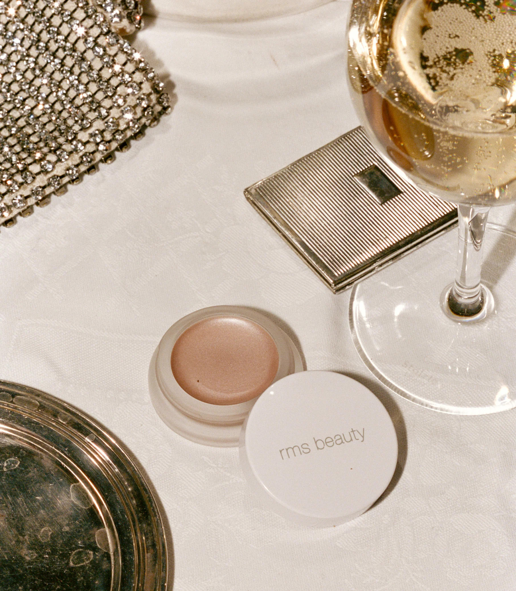 DÔEN & RMS Beauty Luminizer - Champagne | DÔEN | DOEN