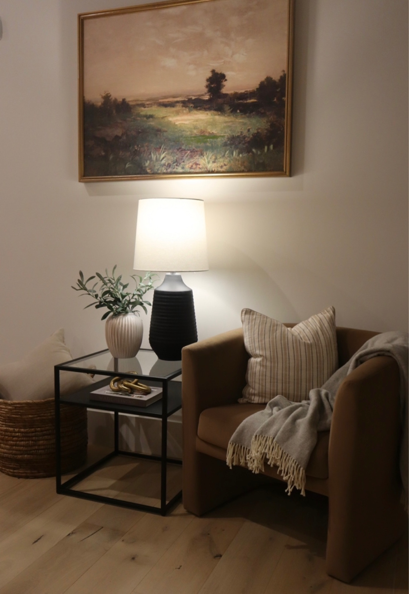 Small corner interior design, small spaces, neutral home design, interior styling, interior decor, target chair, all modern table, elevated style, elevated home design


#ltkhome #kellerandoak #interiordesign #targethome #allmodern #worldmarket 