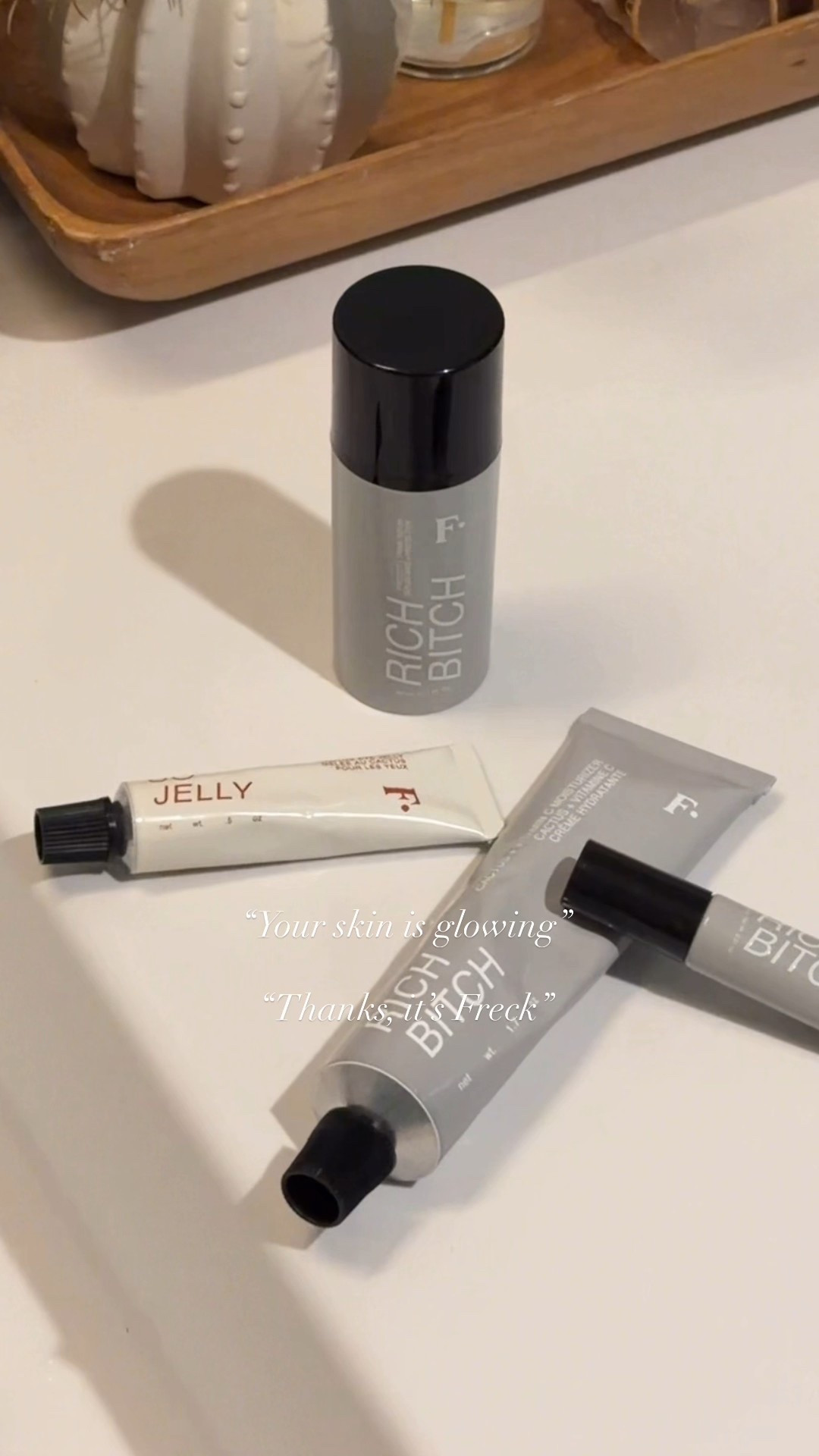 Freck beauty is keeping my dry skin glowing this winter! I love their clean ingredients and amazing formulas. #ad #Freck