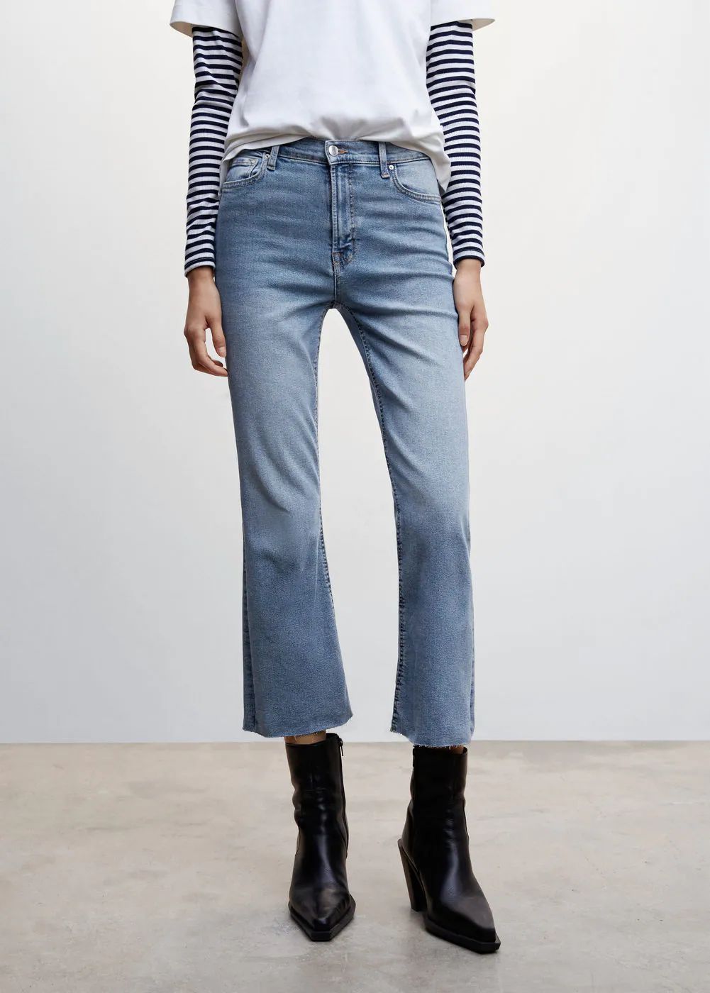 Crop flared jeans -  Women | Mango USA | MANGO (US)