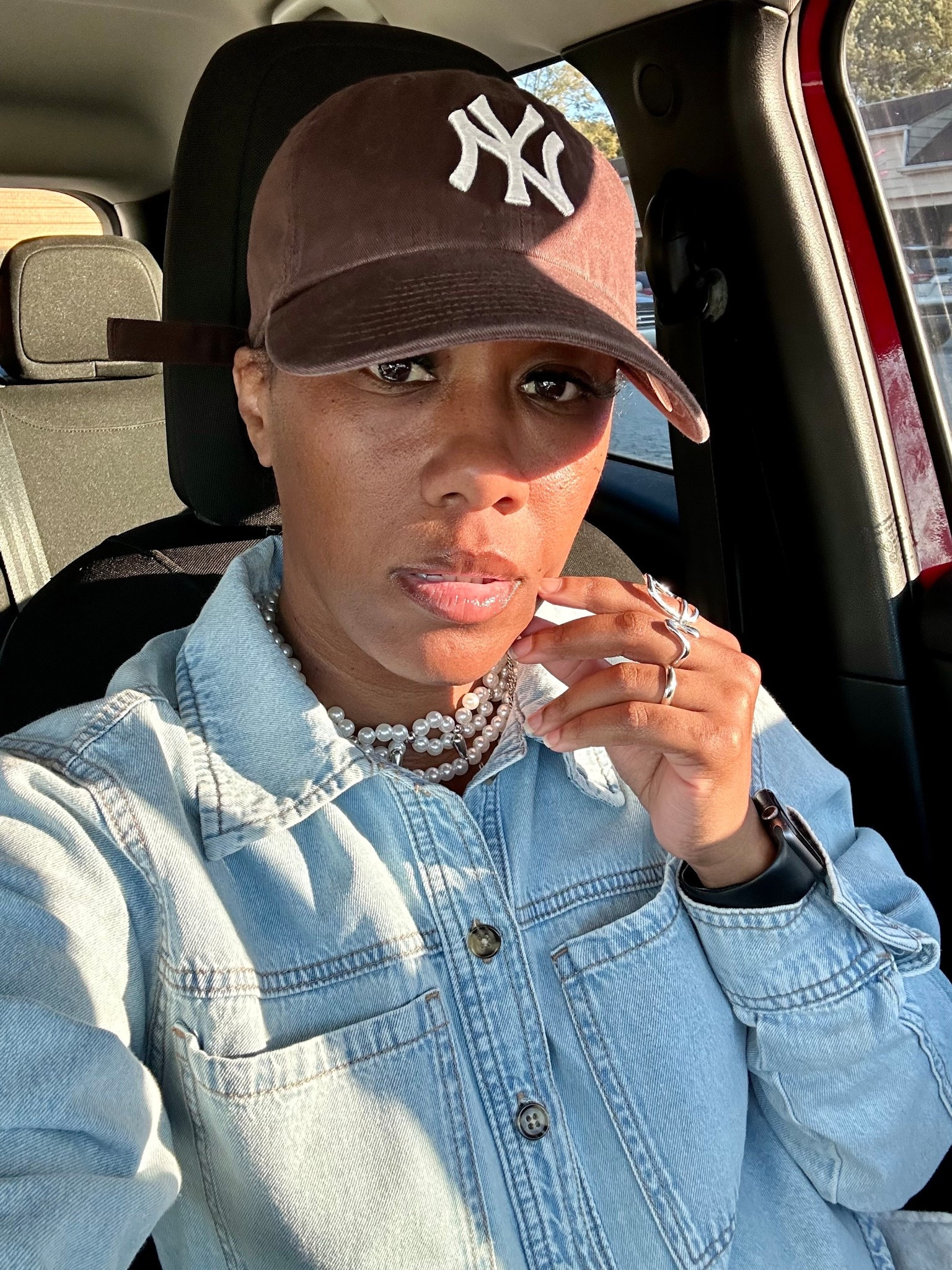 Good morning 🤎 out running errands today in this brown ny hat! 

#LTKFindsUnder100 #LTKOver40 #LTKFindsUnder50