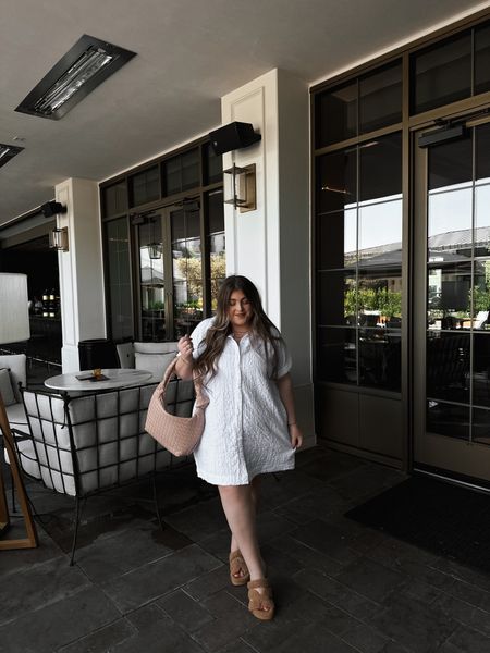 wearing an xl petite! 9.5 in shoes!

abercrombie // white dress // spring outfits // spring dress // midsize outfits 

#LTKMidsize #LTKFindsUnder100 #LTKStyleTip