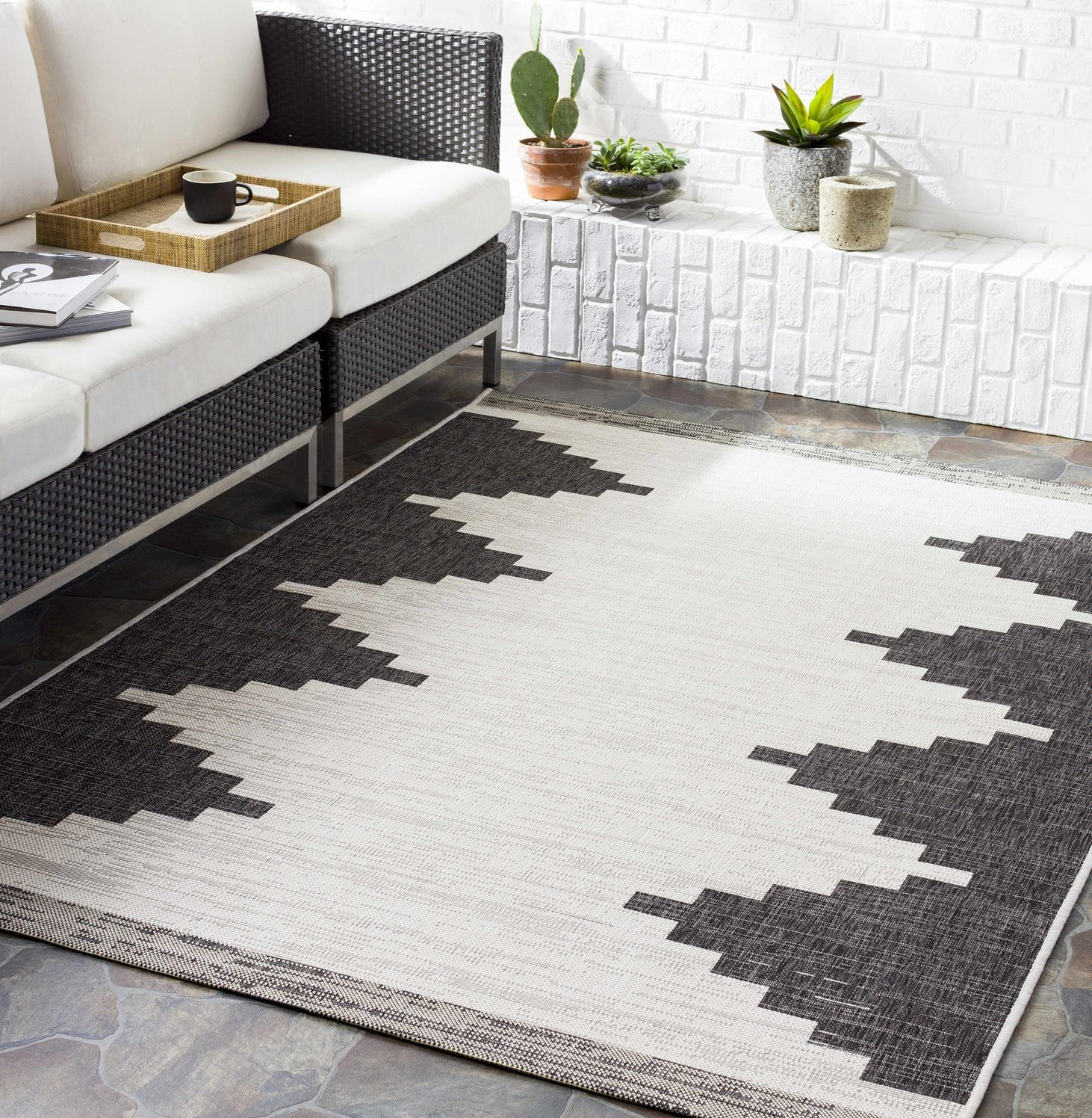 Djugun Outdoor Rug | Boutique Rugs