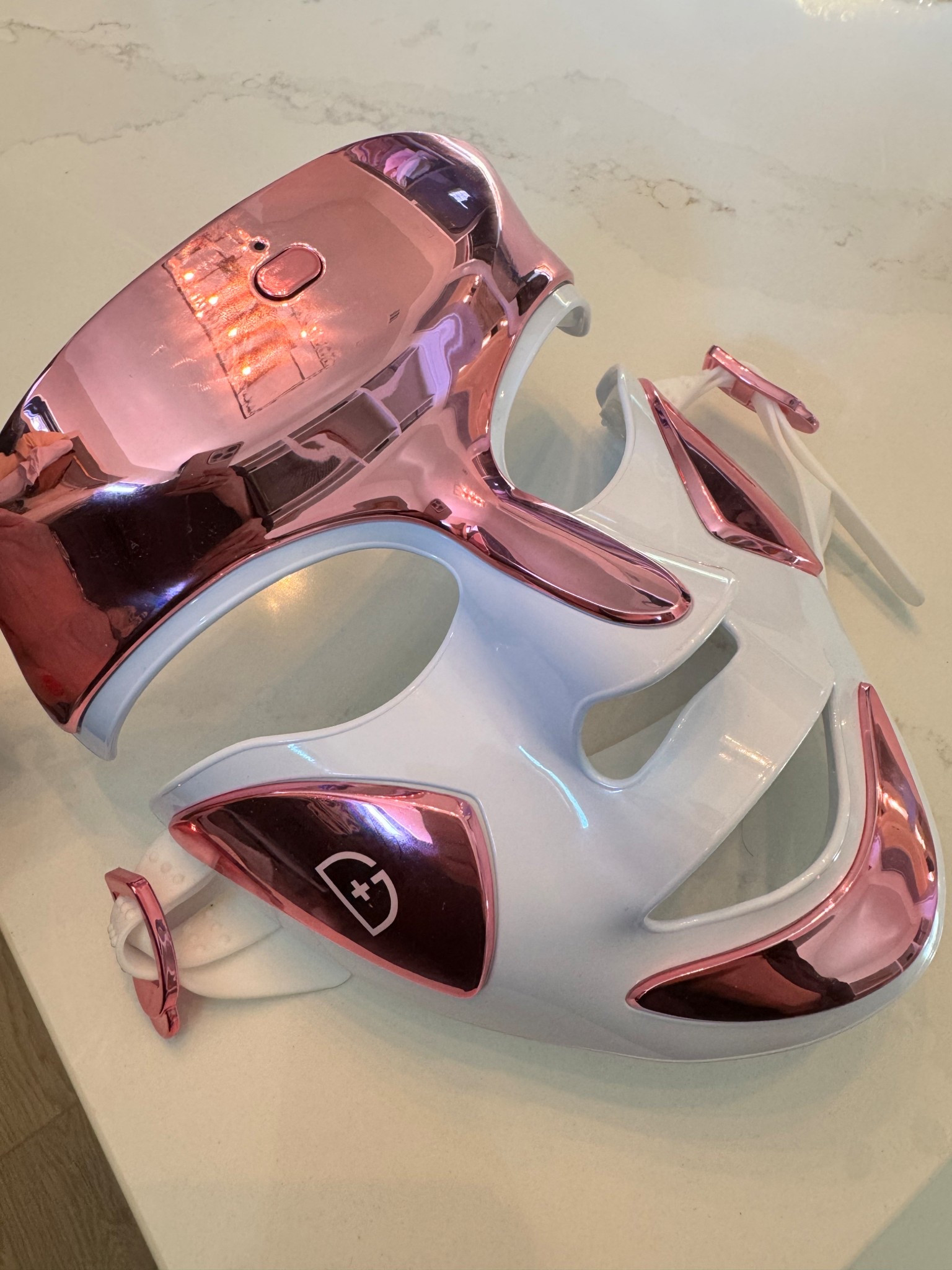Love my LED Mask 20% off with code SAMEDAY

#LTKHoliday #LTKSaleAlert #LTKBeauty