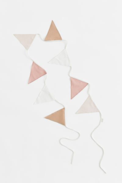 Pennant Bunting | H&M (US + CA)