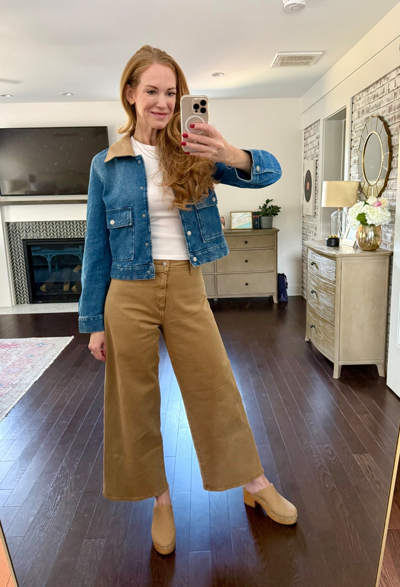 I love this denim jacket with the corduroy collar! And I’m so happy I embraced the clog trend! Looks so cute the the wide leg crop jeans.

#LTKSeasonal #LTKShoeCrush #LTKFindsUnder100