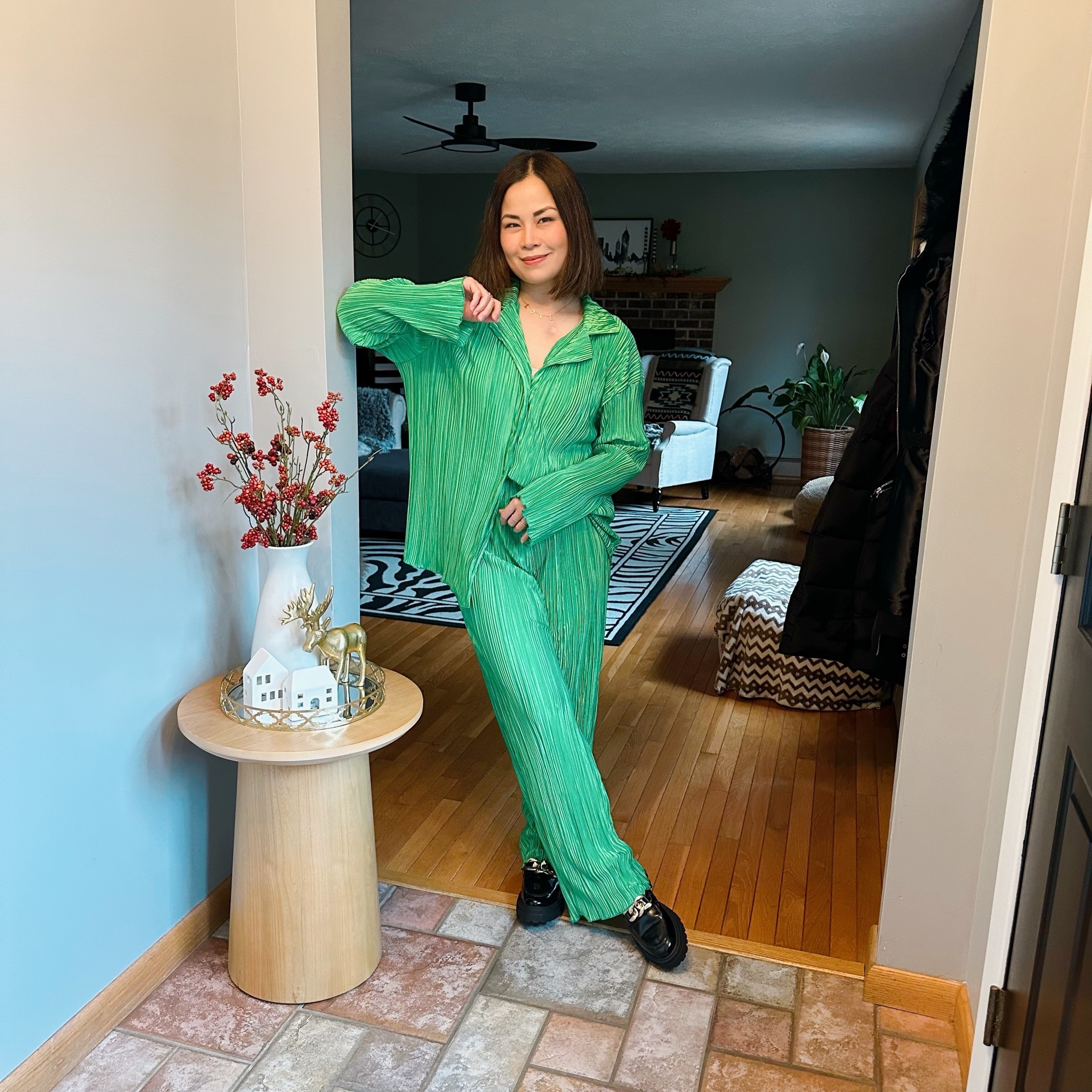 Getting into the holiday spirit with this green two piece set! Comfy and loose - perfect for all the holiday parties to come! 

#LTKunder50 #LTKstyletip #LTKHoliday