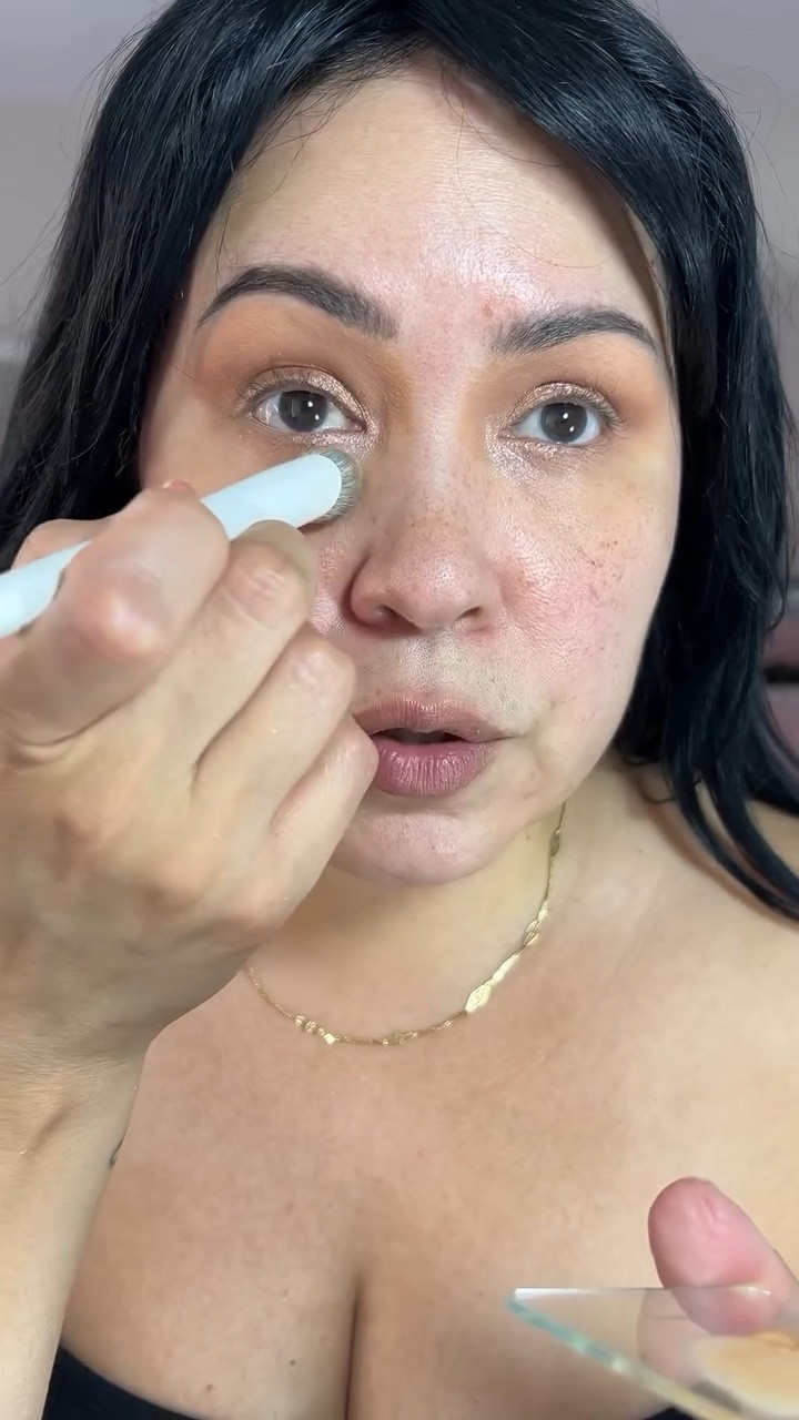 Part 4. Makeup 101 for Mature Skin - Concealer. 

Products are always linked in my bio. 💕

#matureskin #nofiltermakeup #matureskinmakeup #makeup101 #realskin #concealertutorial @itcosmetics @morphebrushes

#LTKFindsUnder50 #LTKBeauty #LTKOver40