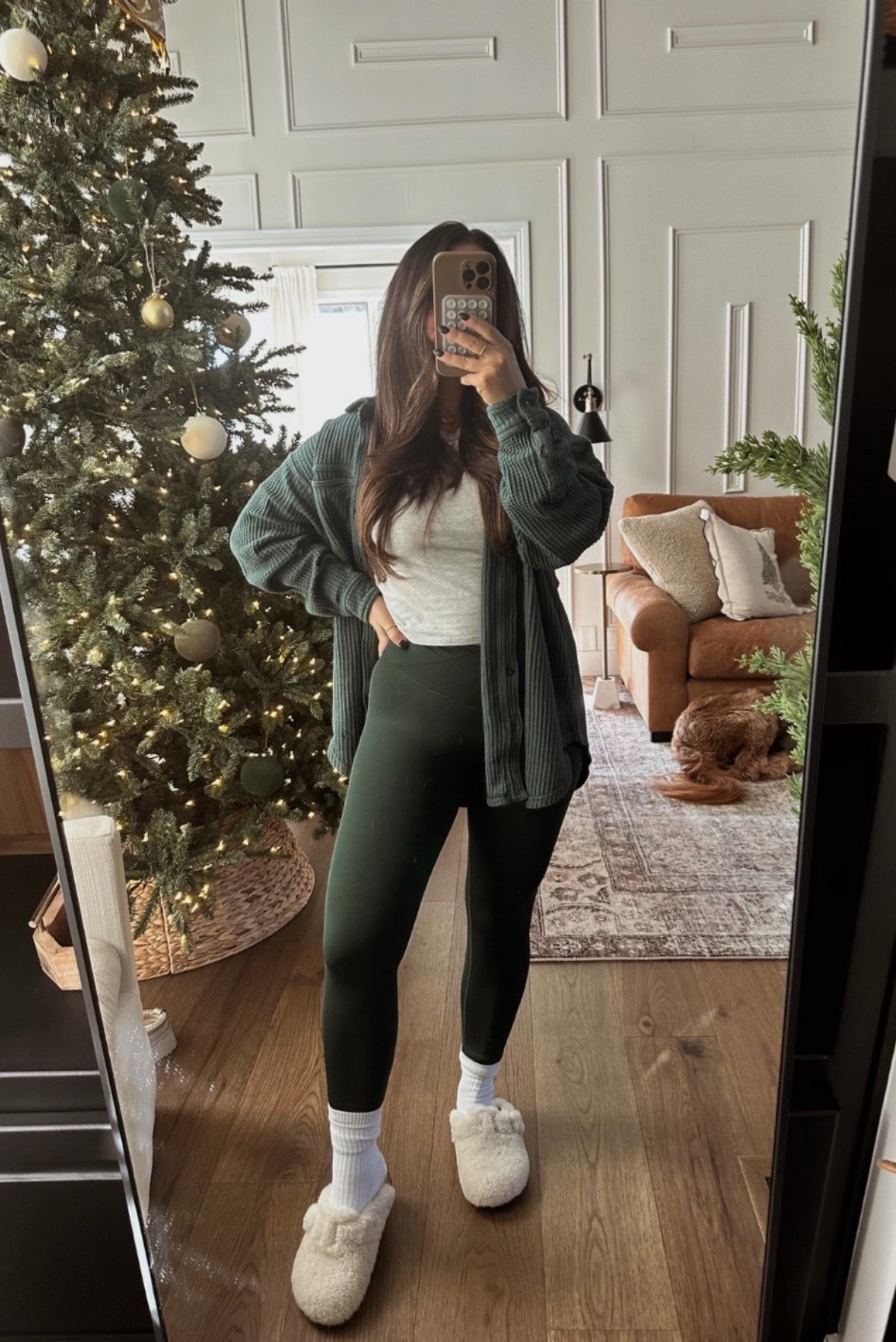 Living in this green for the holidays 🎄

#LTKmomlife #LTKootd #LTKHoliday