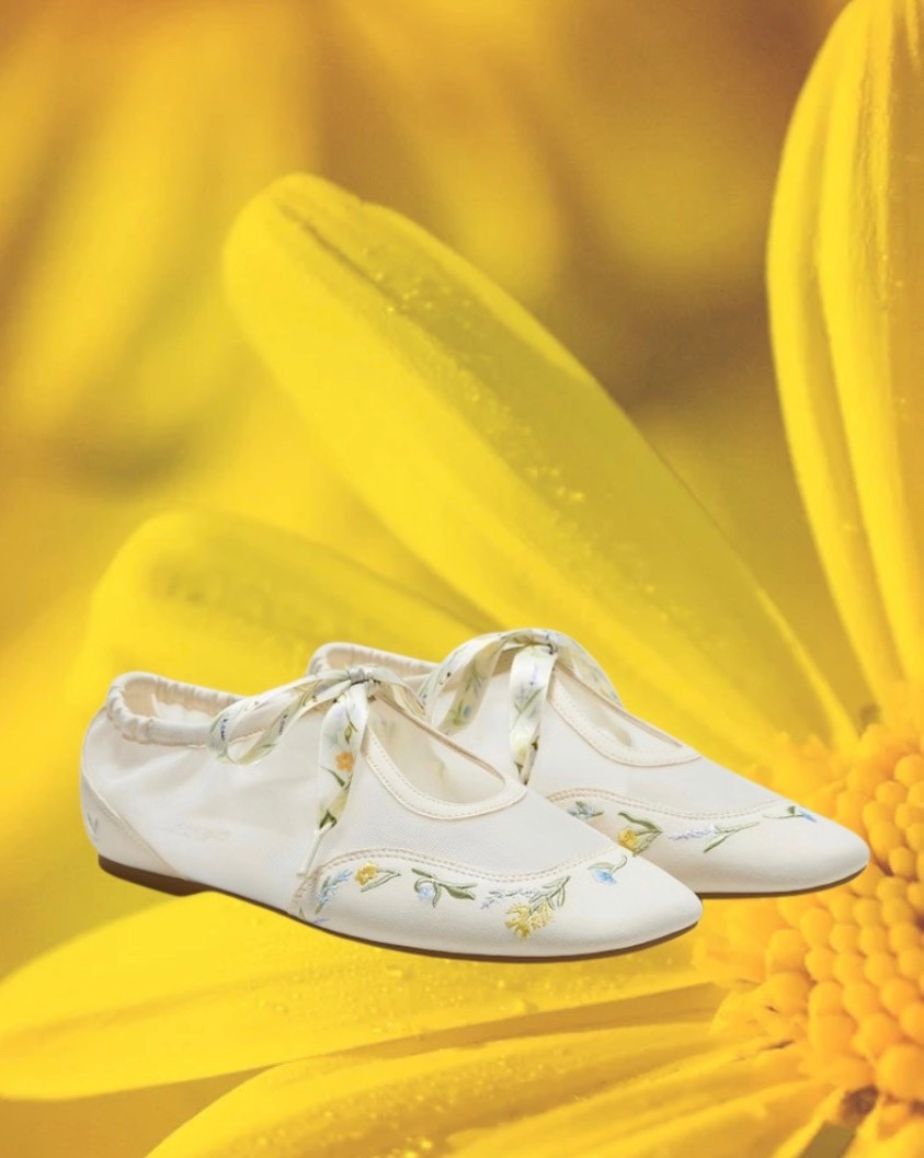 #ltkshoes

#LTKOver40 #LTKMothersDay #LTKSeasonal