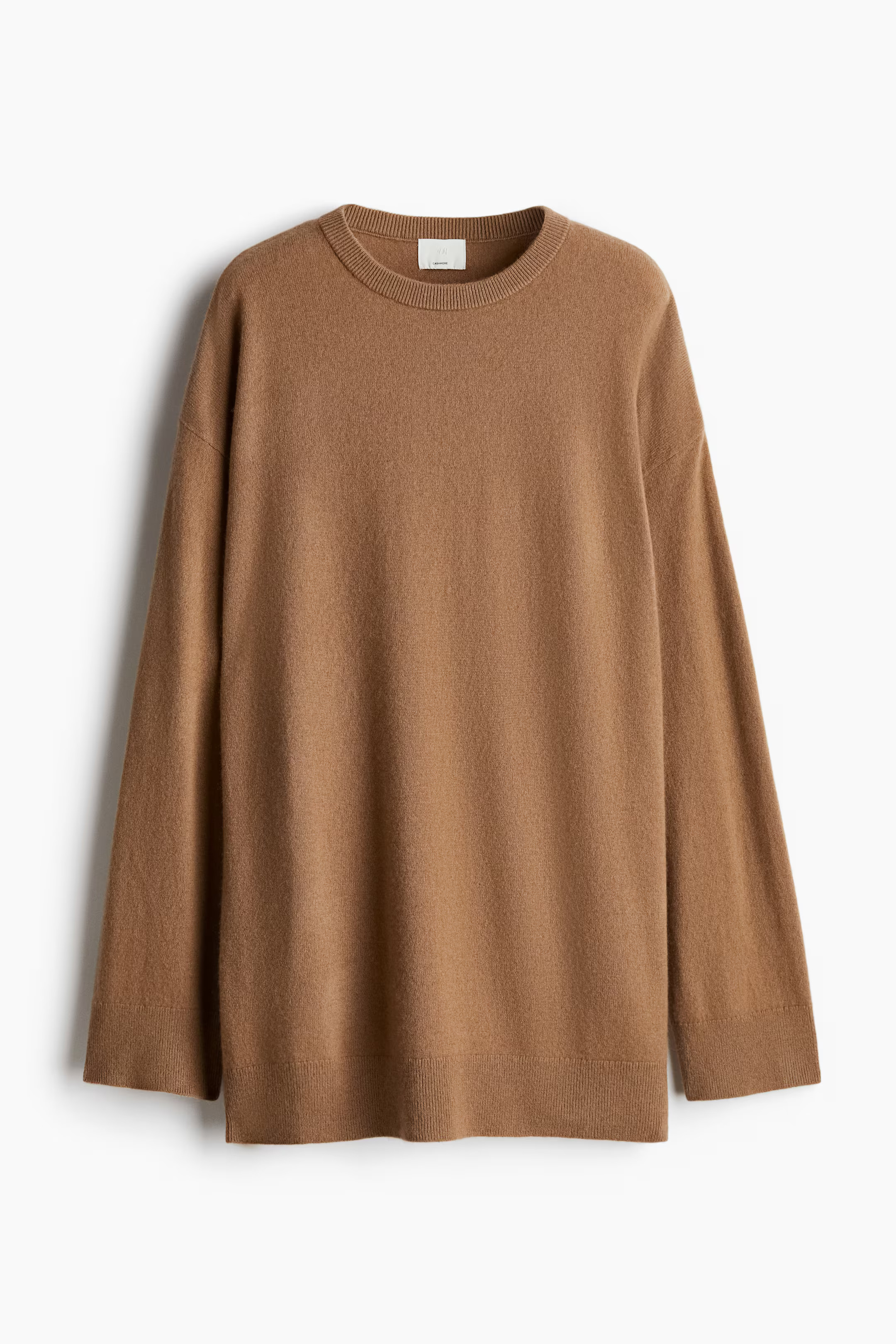 Oversized cashmere jumper | H&M (UK, MY, IN, SG, PH, TW, HK)