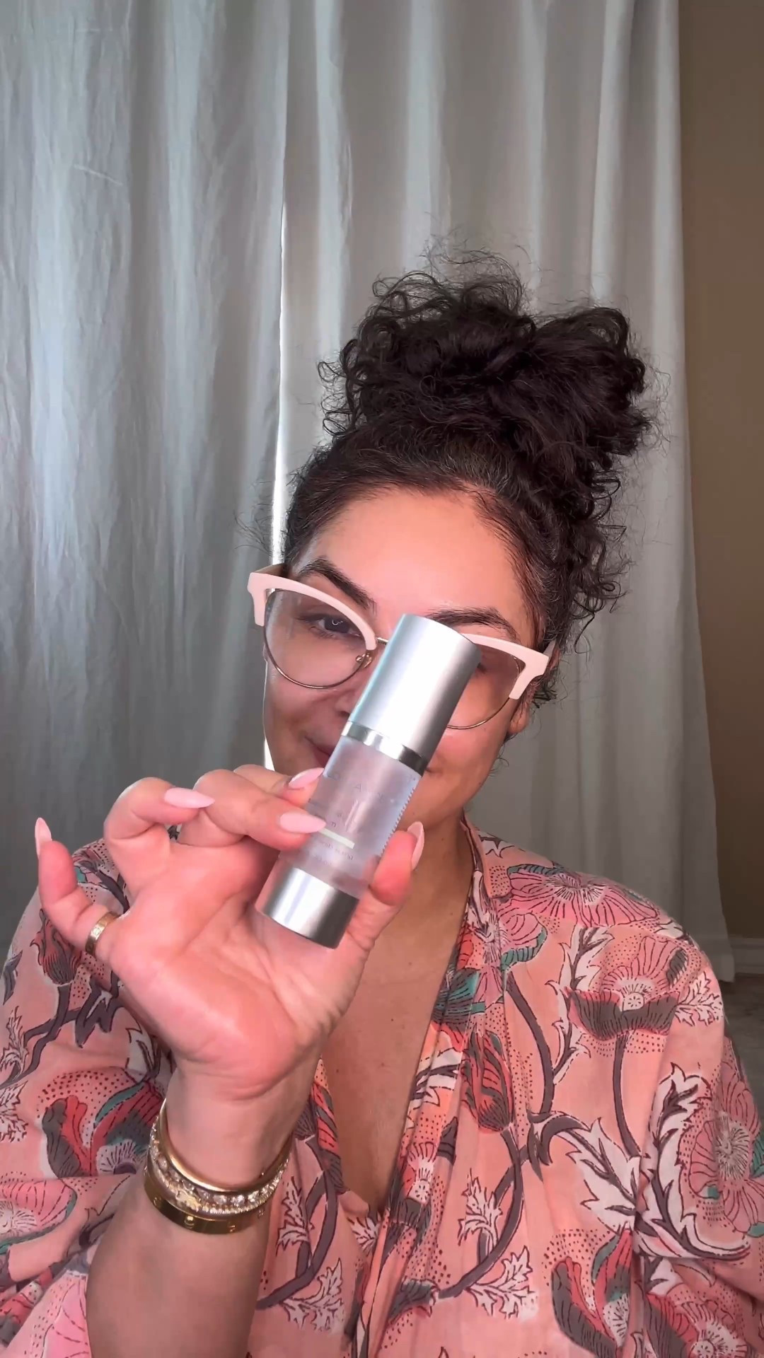 A few things to know first:
• I switch things up regularly - something I’ve done for years and swear by!
• I layer serums (yes, more than one) because my skin responds better that way.

Today’s lineup (in order):
– A plant-based Botanical Placenta Serum by BioJouvance to plump, support collagen, and calm sensitive skin.
– Mario Badescu Vitamin A-D-E Neck Cream because neck care is non-negotiable.
– Holy Grail Elixir No. 1 — my multitasking serum for glow, firmness, hydration, and tone.
– MDAiRE Regenerative ECM Eye Complex to brighten and smooth the eye area.
– MDAiRE NMF Barrier Repair Hydrator to seal everything in and protect my skin barrier.
– A quick depuff with my Yeamon T-Shape Electric Massager (under $15 and SO good).
– BioJouvance Face Moisturizer for lightweight, plant-powered hydration.
– Finished with Pareva Hydrabond Primer to smooth, hydrate, and prep for makeup!

This routine works with my skin - not against it - and that’s the goal.

👉 Shop my skincare lineup in LTK and save this for your next routine refresh. 💛 #beautyover50 #skincareover50 #over50skin #womenover50 #over50andFabulous

#LTKBeauty #LTKgrwm #LTKselfcare