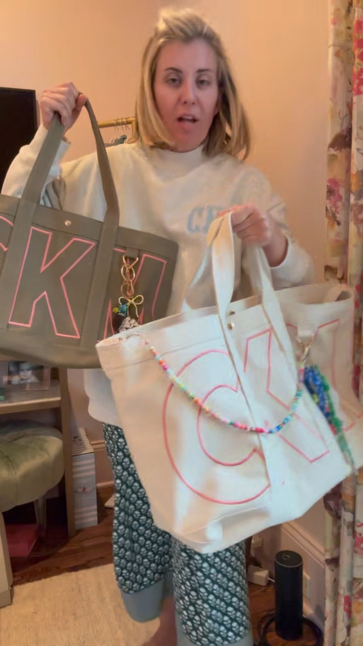 Showing you the large & medium size totes that are absolutely adorable. They are functional and so darn cute!! 

#LTKOver40 #LTKmomlife #LTKdayinmylife