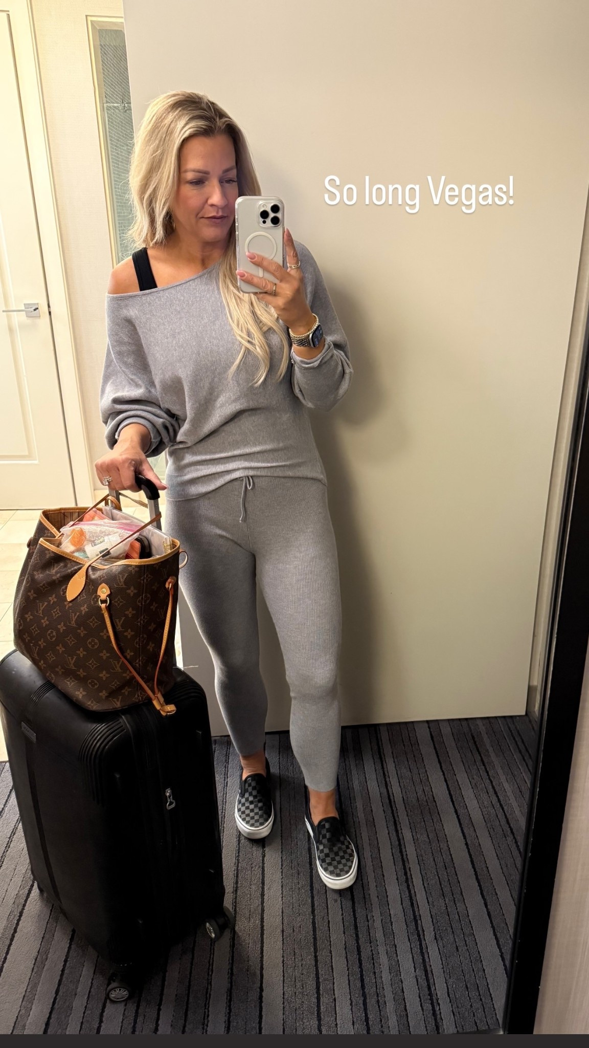 Travel look. 

#LTKFindsUnder50 #LTKFindsUnder100 #LTKootd