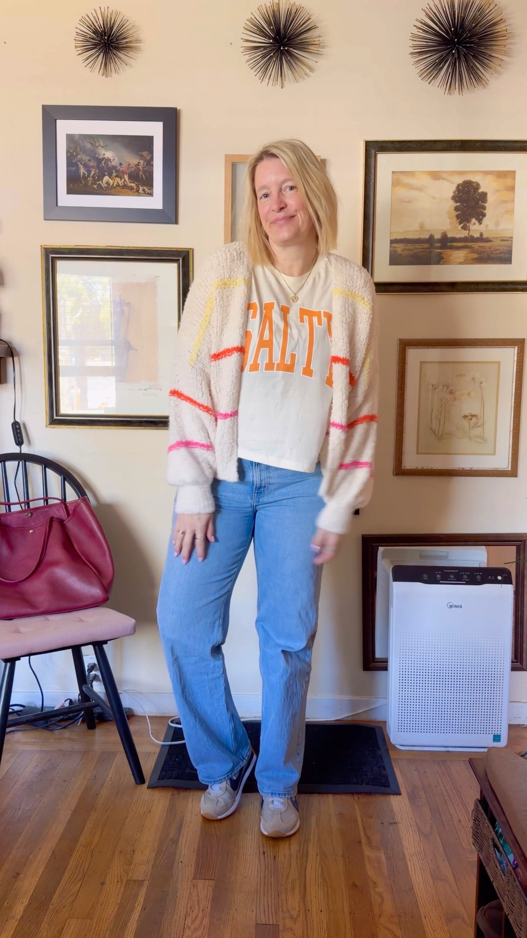 High waisted jean and a kinda crop shirt, perfect for warmer weather 

cardigan o/s
tee large 
pants 31 long 
shoes 7.5



#LTKTall #LTKOver40 #LTKMidsize