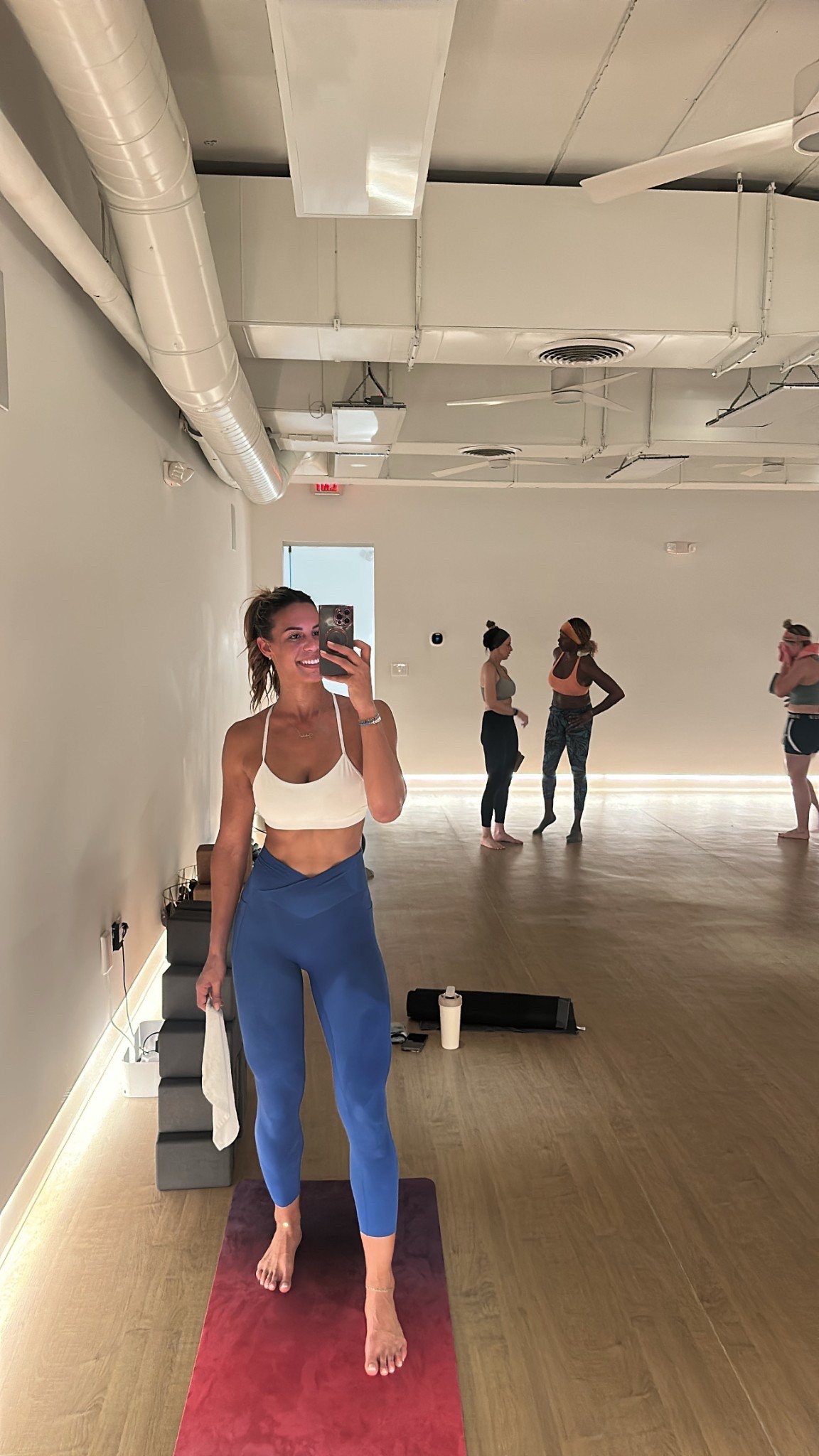 Workout outfit 💪🏽 #halara #amazon #ltkhalara #ltkamazon #amazonworkout 

#LTKFindsUnder100 #LTKActive