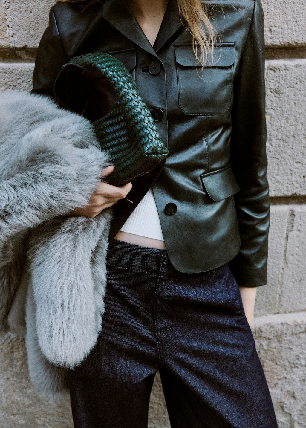 Mini braided leather bag | MANGO (UK)