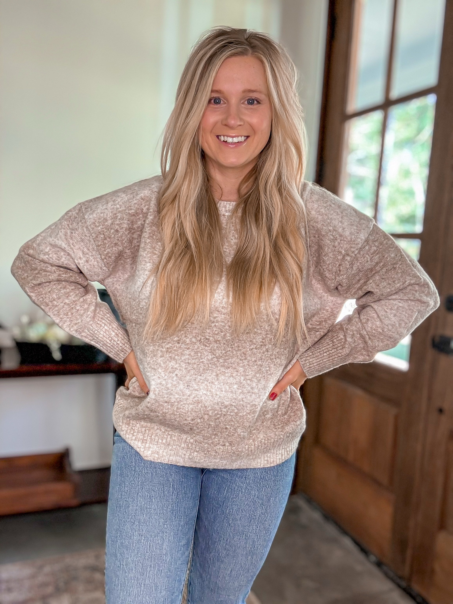 Wearing a size Small in sweater. It is an oversized style. 
Old navy sweater 
Petite friendly 
Mom style
Sweater 
Affordable fashion 
Affordable looks 
Brown and white ombré sweater 
Platform Uggs 
Postpartum look 

#LTKFindsUnder50