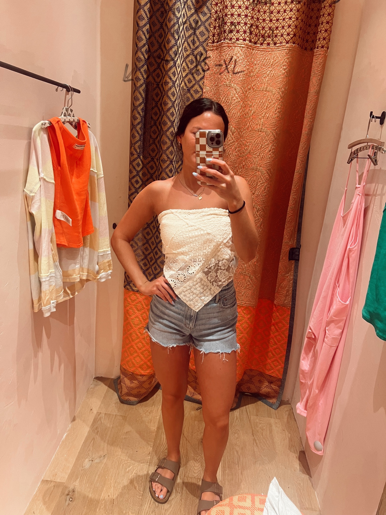 still dreaming about this top💭
wearing a size medium 