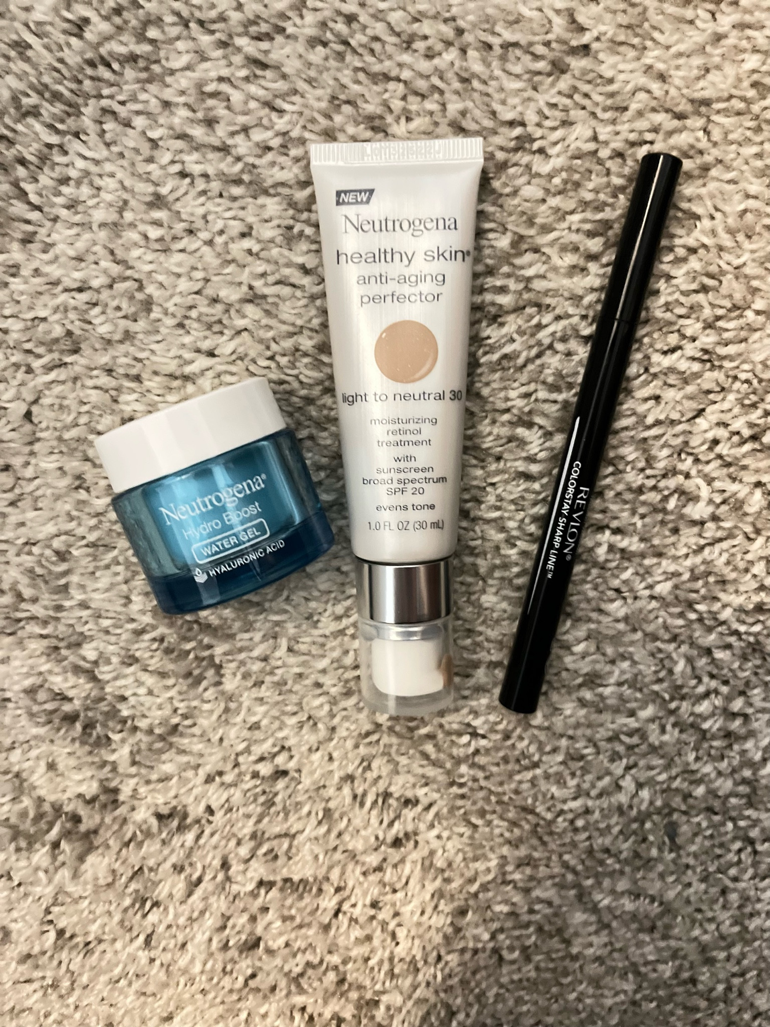 Love these new products from @target 🎯 definitely 10/10 recommend!! @neutrogena @revlon 

#hydroboost #neutrogena #revlonproducts 

#LTKbeauty #LTKFind #LTKSeasonal