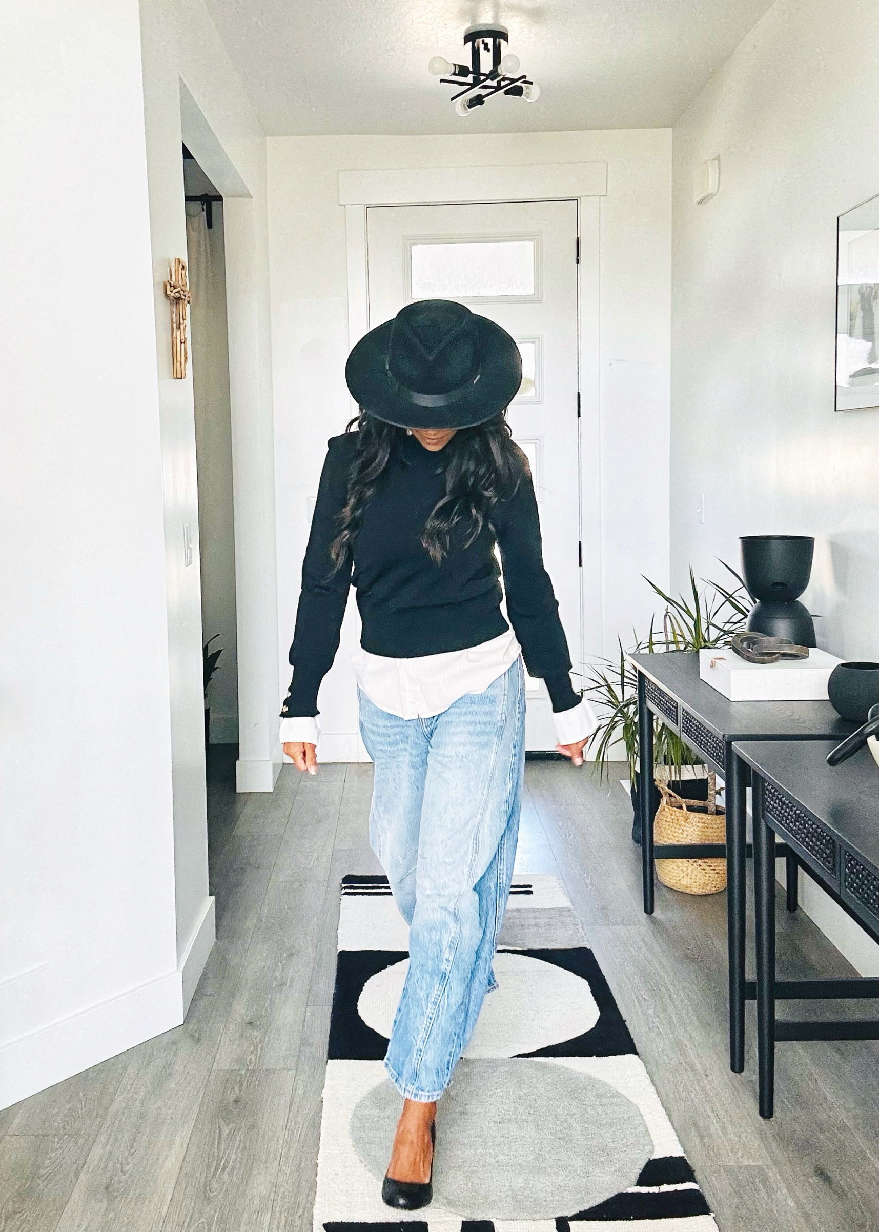Smart Casual with Barrel Jeans! 

#barreljeans #freepeople #jessicansimpson heels #gigipip

#LTKWorkwear #LTKOver40 #LTKStyleTip