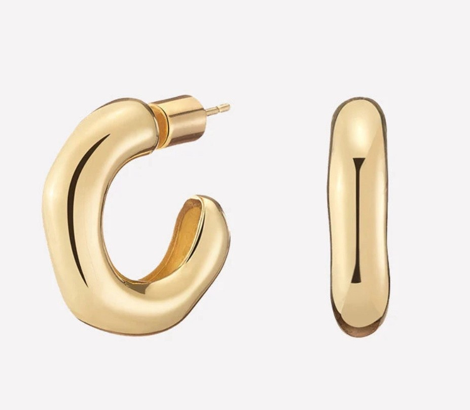 Gold Jewlerjewel

#LTKBeauty #LTKSaleAlert #LTKselfcare