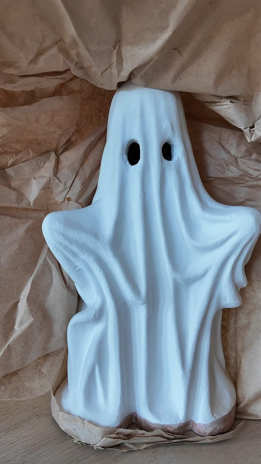 I know it’s early but the pottery barn Halloween collection sells out by the end of summer every year! This is my first new piece of the season. Can’t wait to add to my collection. 👻

Halloween, Pottery Barn Halloween, Ghosts, Ghost, Halloween Decor, Halloween 2025, Summerween, Spooky Season 

#halloween #ghost #potterybarn #ltkpotterybarn

#LTKSeasonal #LTKHome