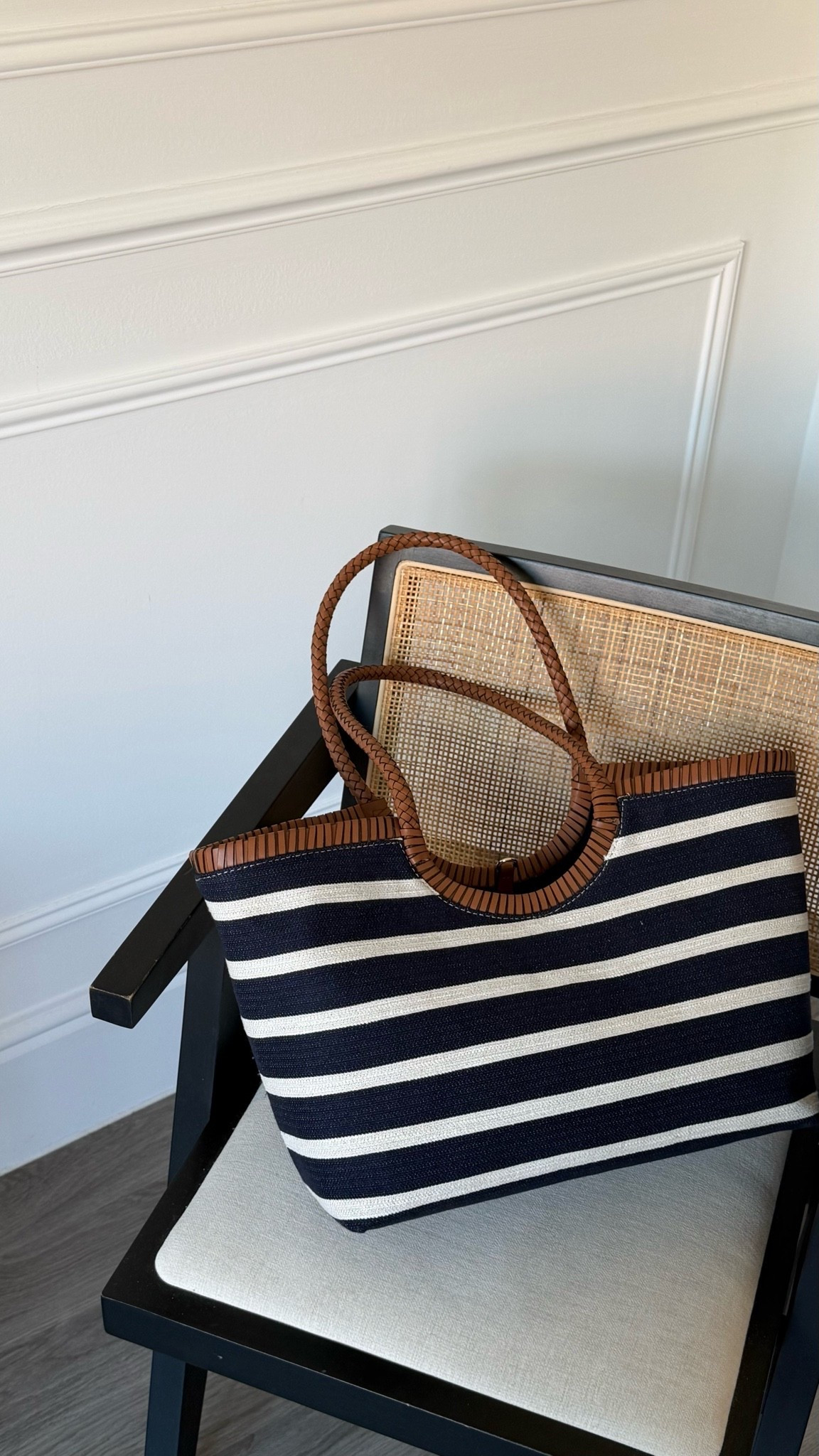 Chic & elevated bag that works for summer in the city and summer holidays 🤍 loveee the straw Tommy bag too 

@tommy

#LTKsummer #LTKuk