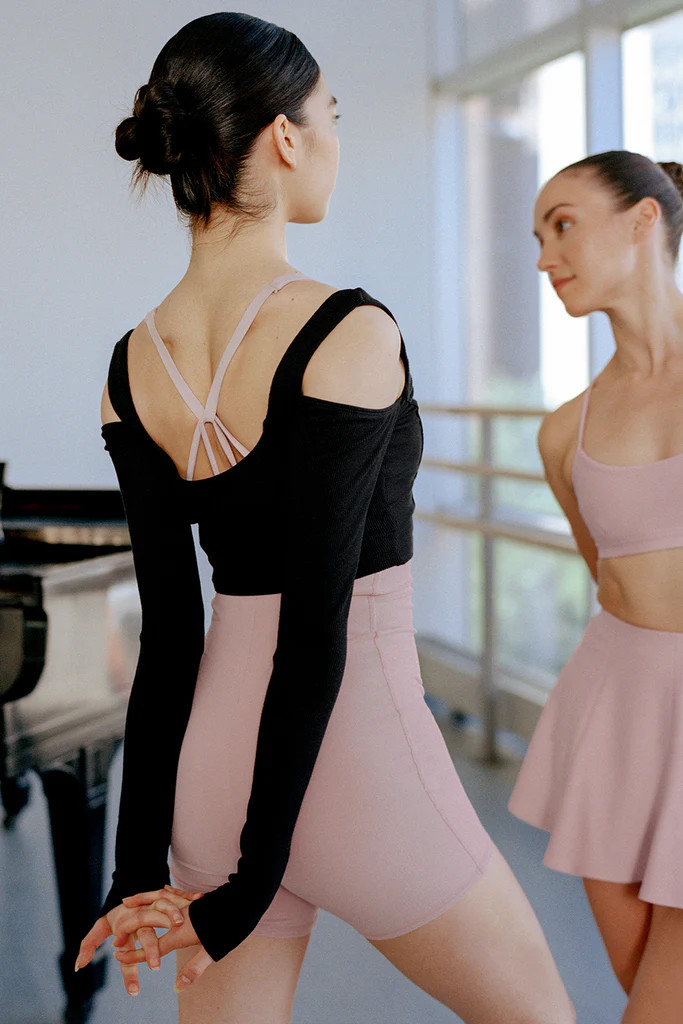 Ribbed Cropped Butterfly Long Sleeve - Black | Alo Yoga (US)